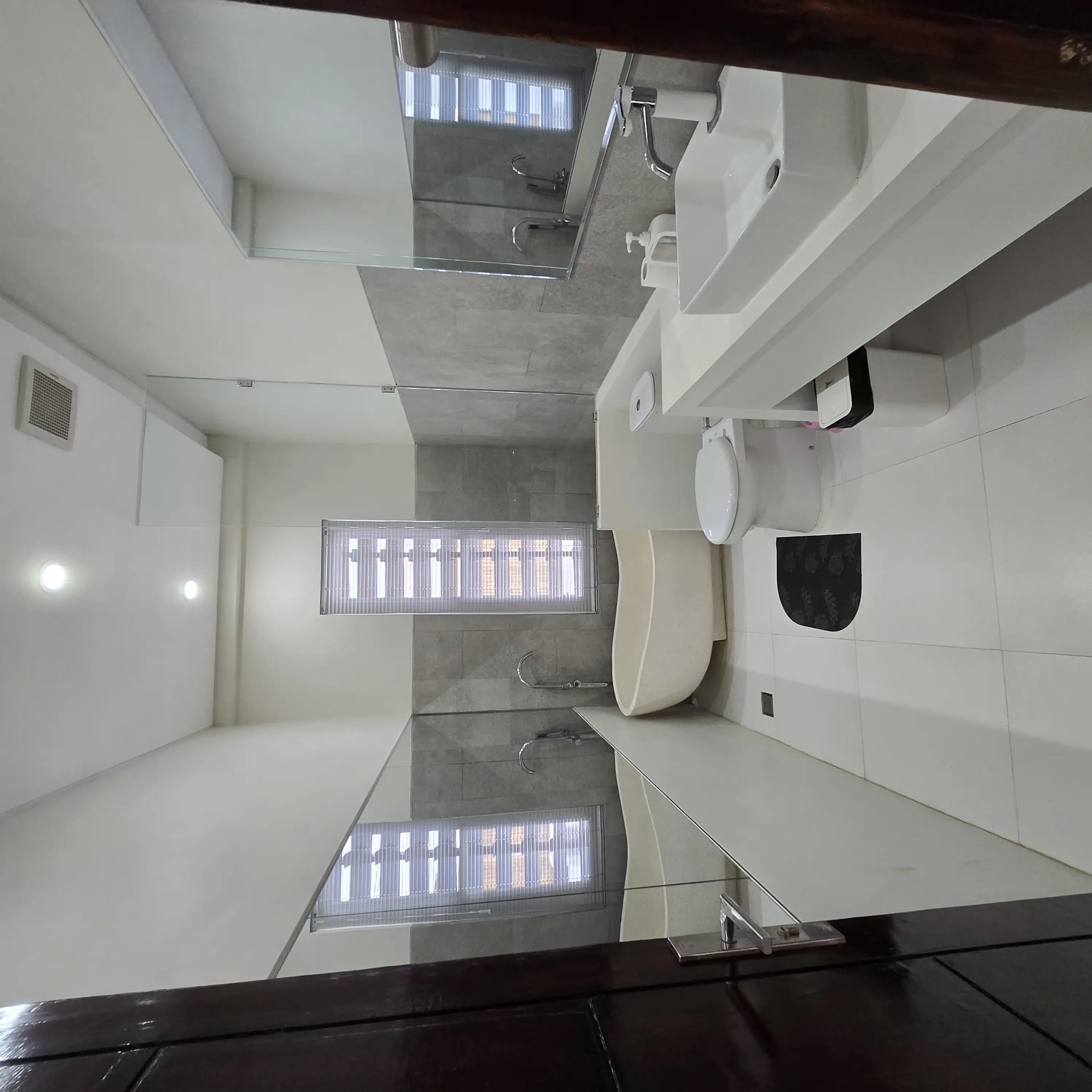 Villa 135m² in Indonesia, Kerobokan. Priced at 230000$ rent photo-12