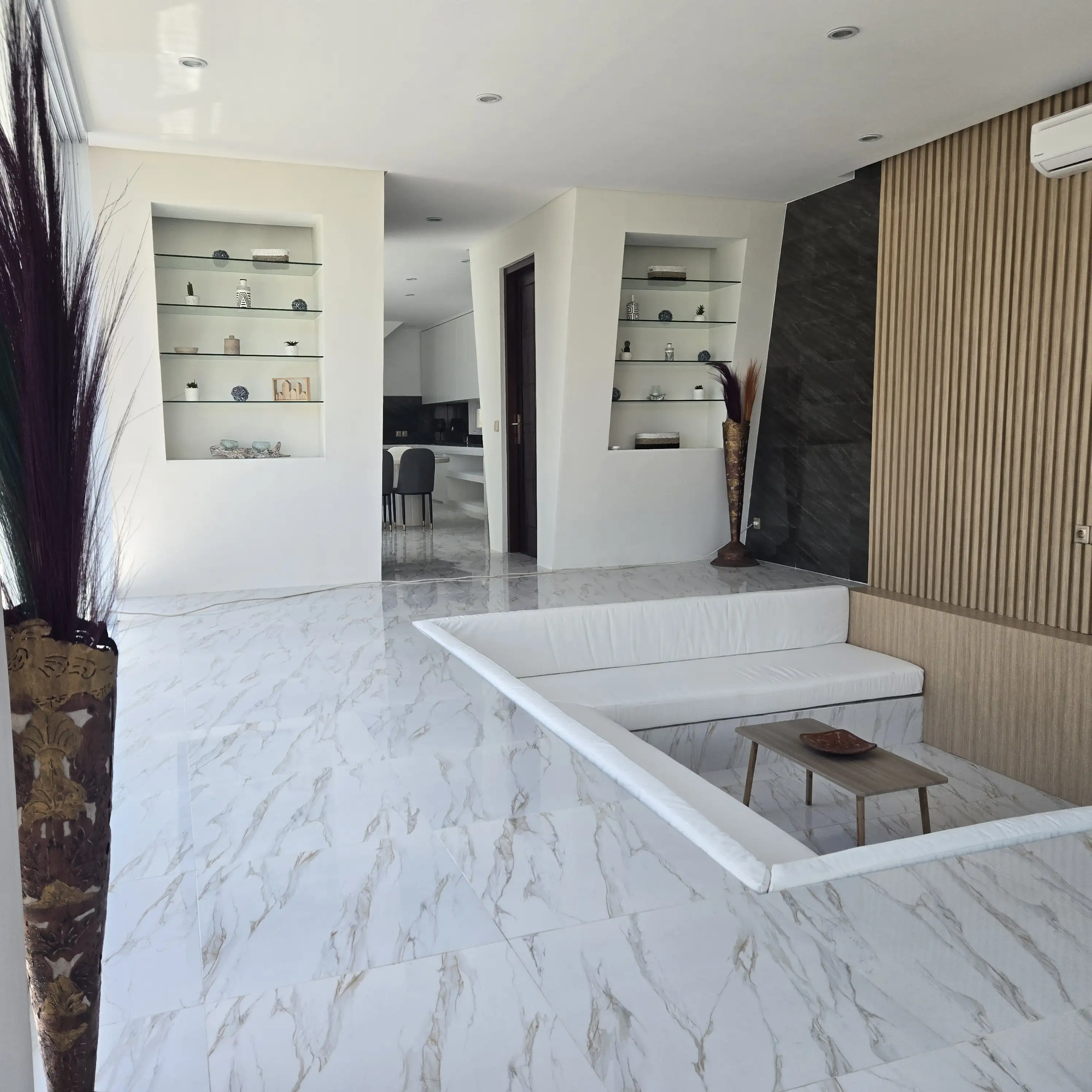Villa 135m² in Indonesia, Kerobokan. Priced at 230000$ rent photo-19