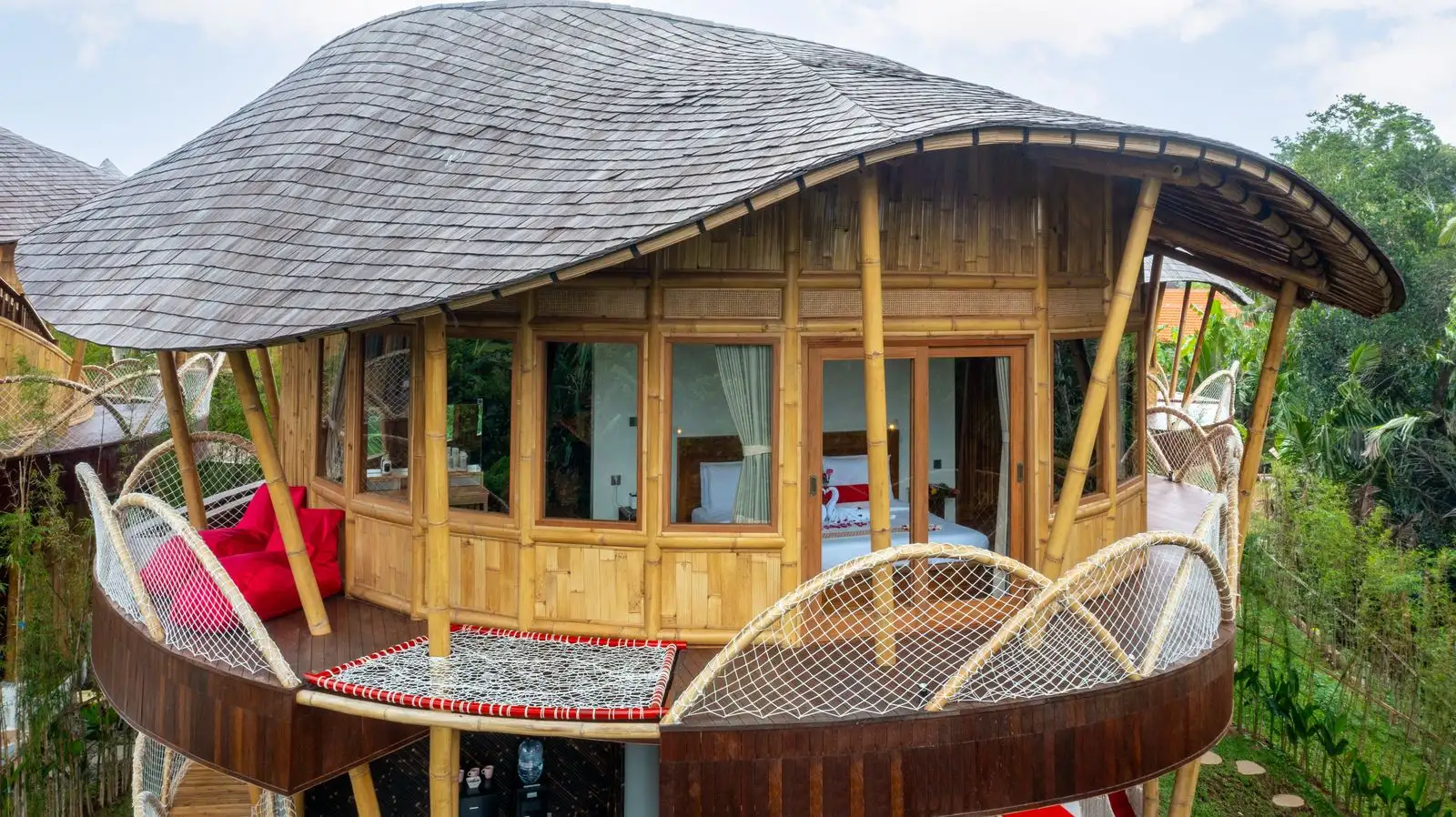 Villa 1792m² in Indonesia, Ubud. Priced at 4000000$ rent photo-18
