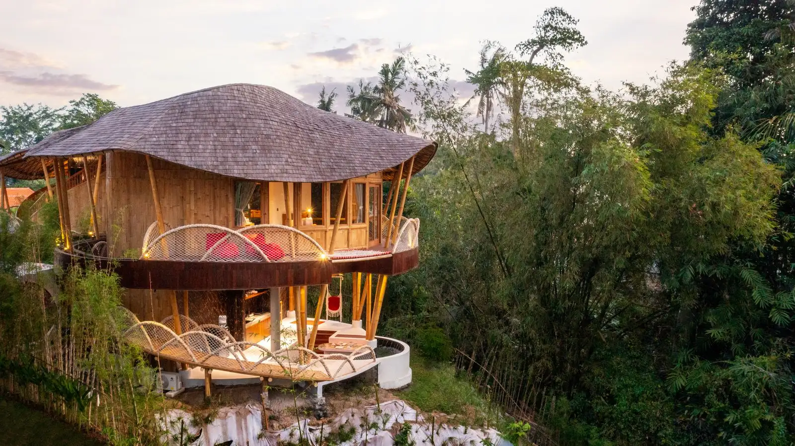 Villa 1792m² in Indonesia, Ubud. Priced at 4000000$ rent photo-22