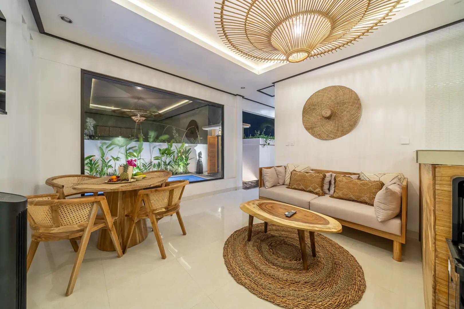 Villa 140m² in Indonesia, Canggu. Priced at 27318$ rent photo-11