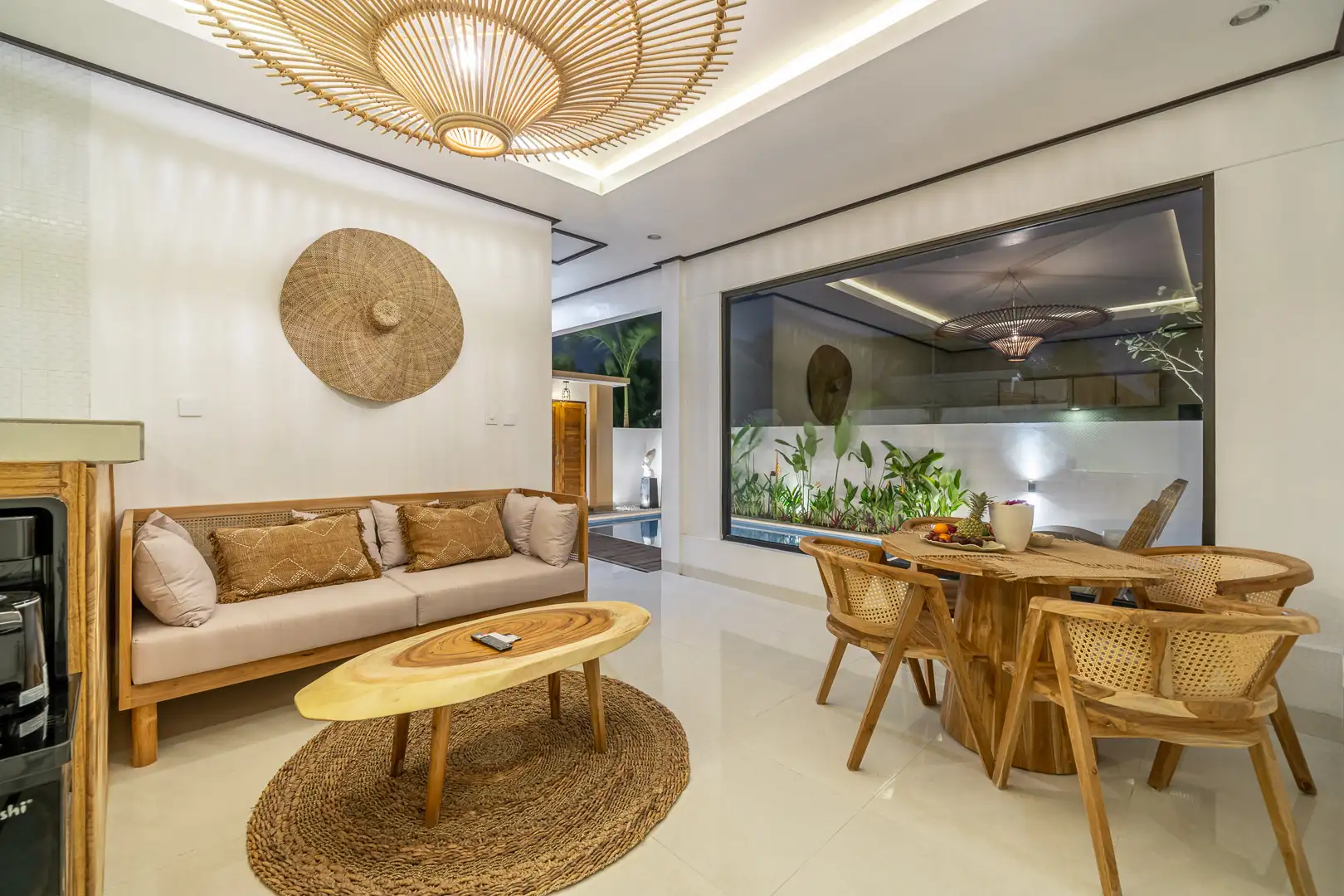 Villa 140m² in Indonesia, Canggu. Priced at 27318$ rent photo-14