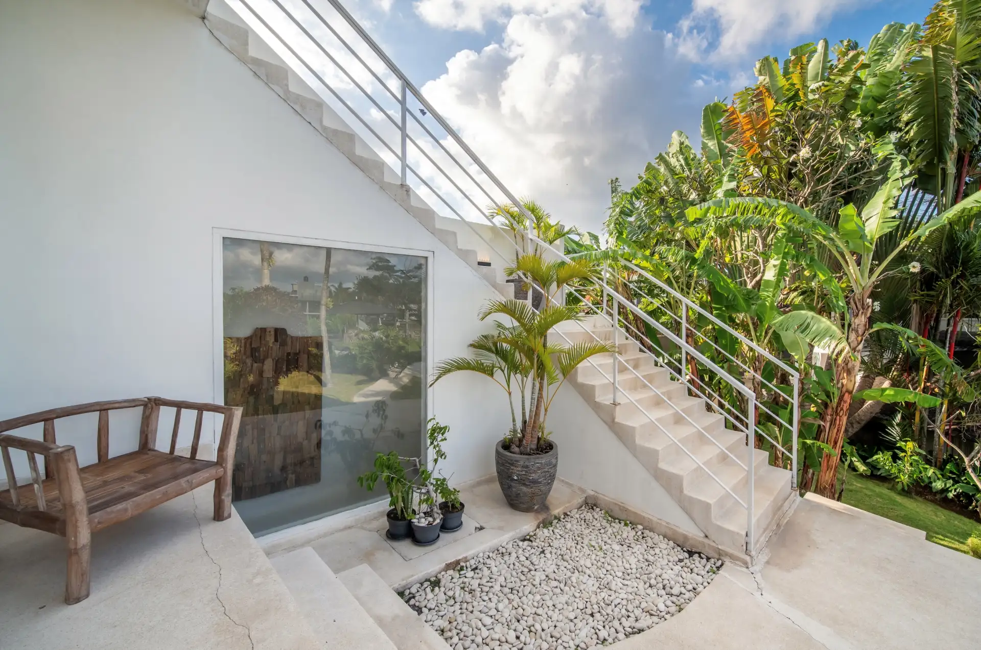 Villa 640m² in Indonesia, Canggu. Priced at 60000$ rent photo-9