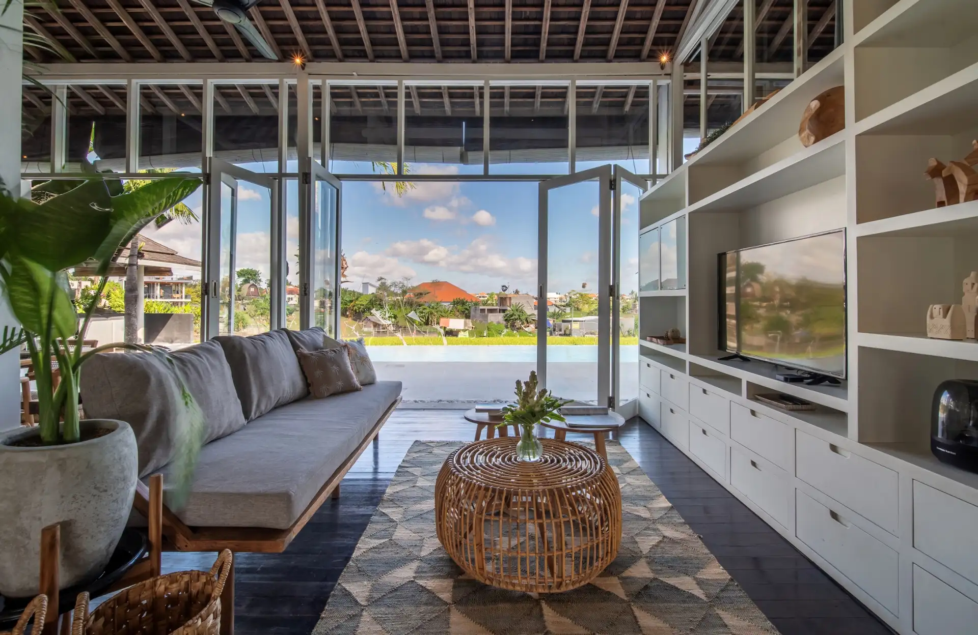 Villa 640m² in Indonesia, Canggu. Priced at 60000$ rent photo-27