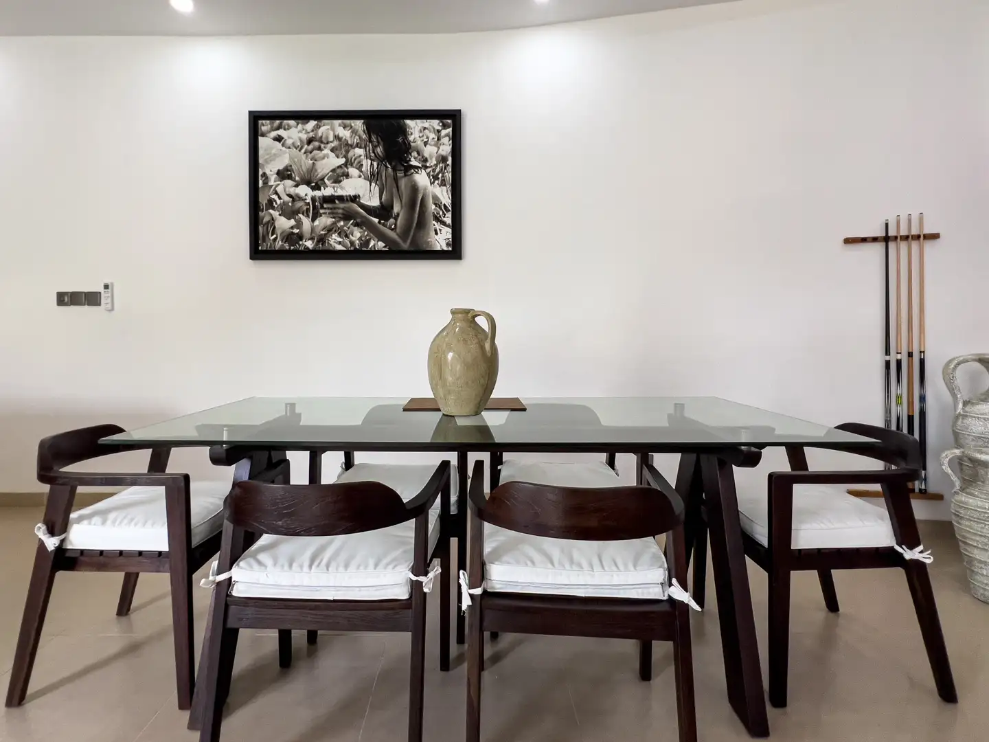 Villa 240m² in Indonesia, Kerobokan. Priced at 40000$ rent photo-11