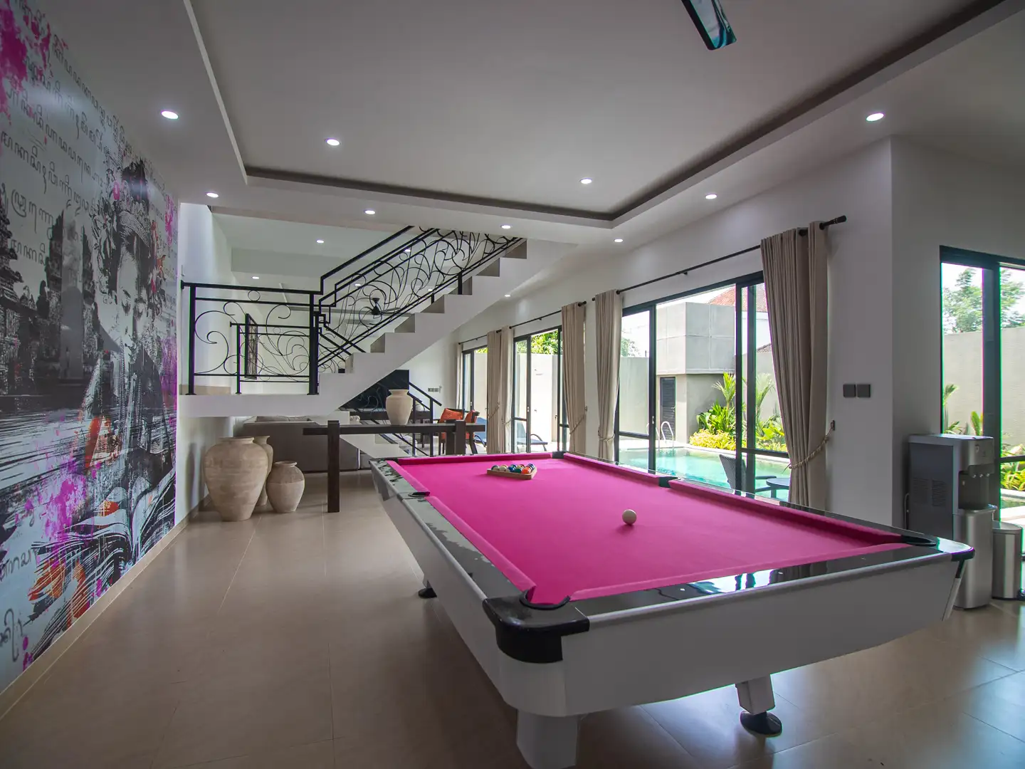 Villa 240m² in Indonesia, Kerobokan. Priced at 40000$ rent photo-13