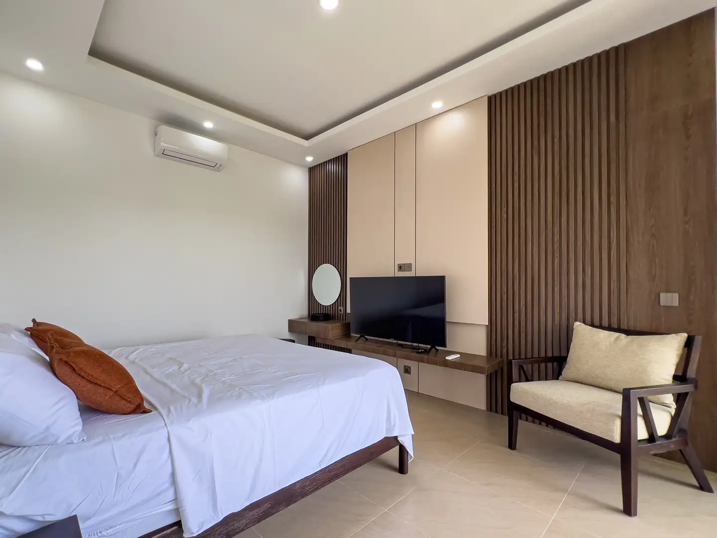 Villa 240m² in Indonesia, Kerobokan. Priced at 40000$ rent photo-15
