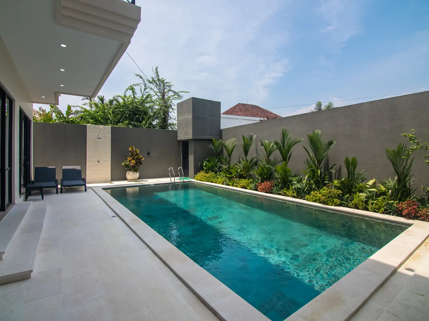 Villa 240m² in Indonesia, Kerobokan. Priced at 40000$ rent photo-25