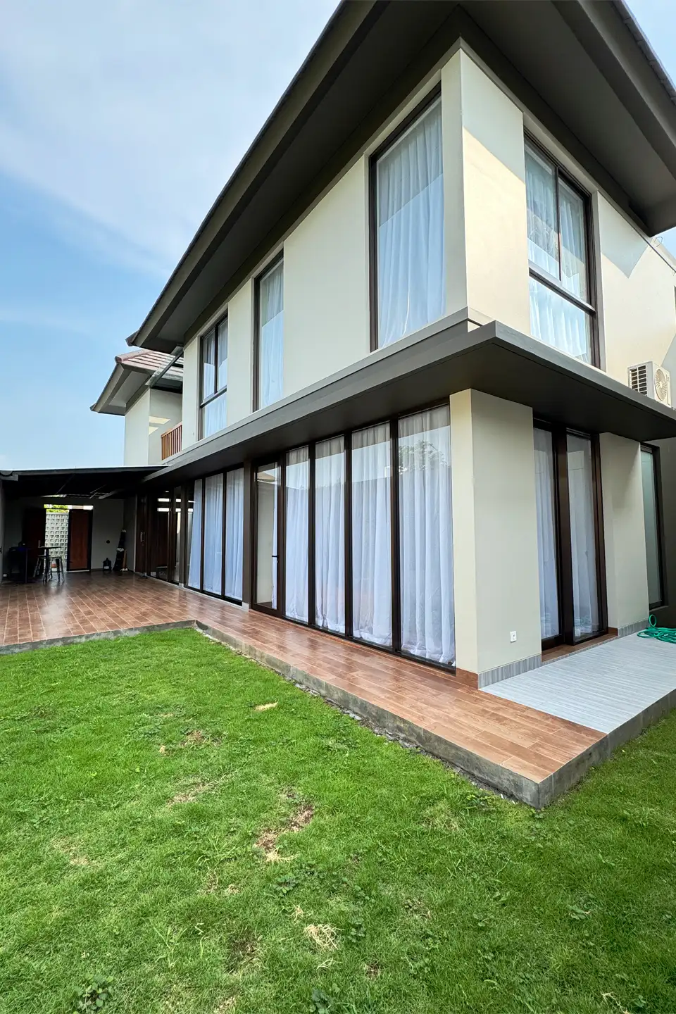 Villa 238m² in Indonesia, Kedungu. Priced at 25599$ rent photo-18