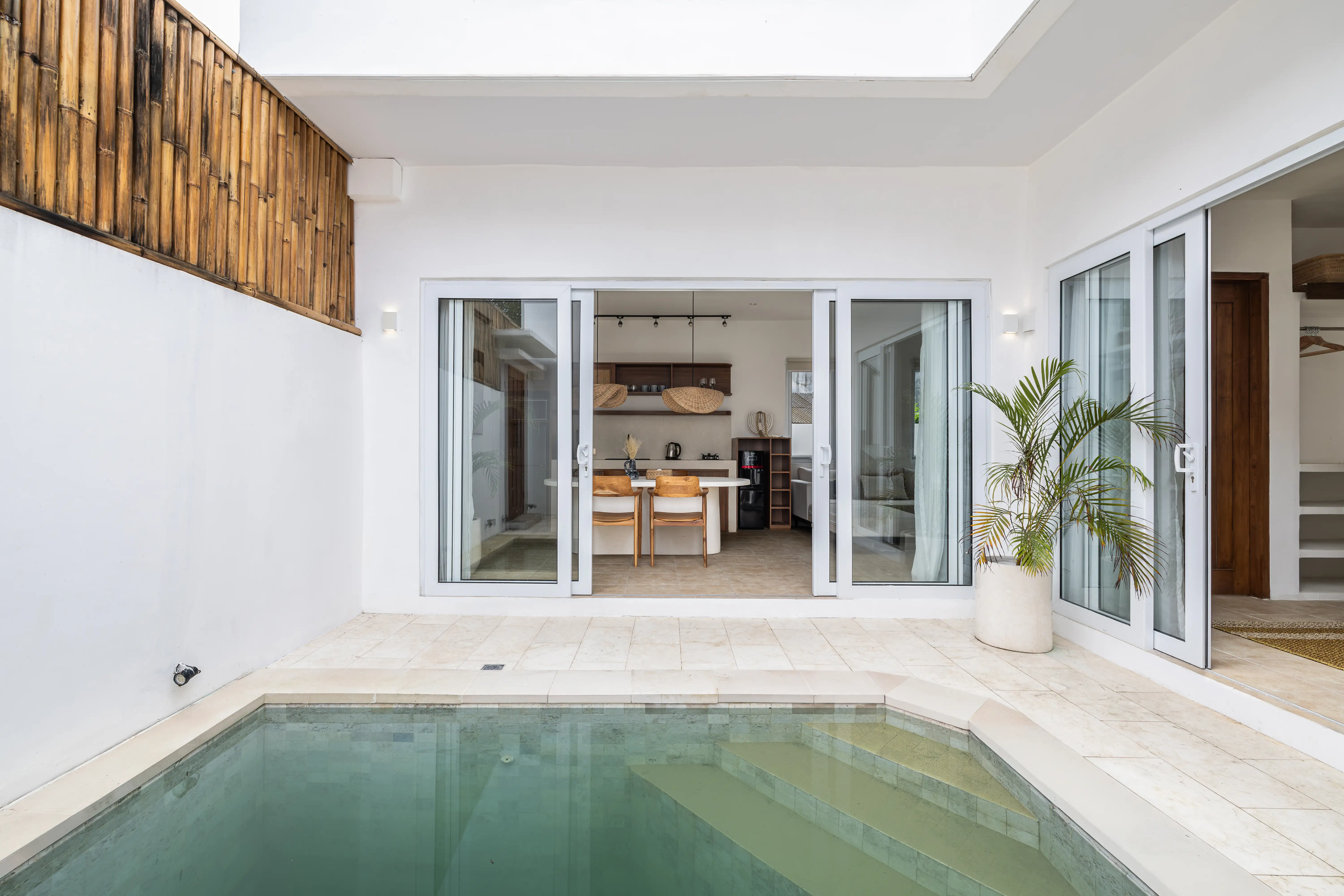 Villa 135m² in Indonesia, Canggu. Priced at 225000$ rent photo-2