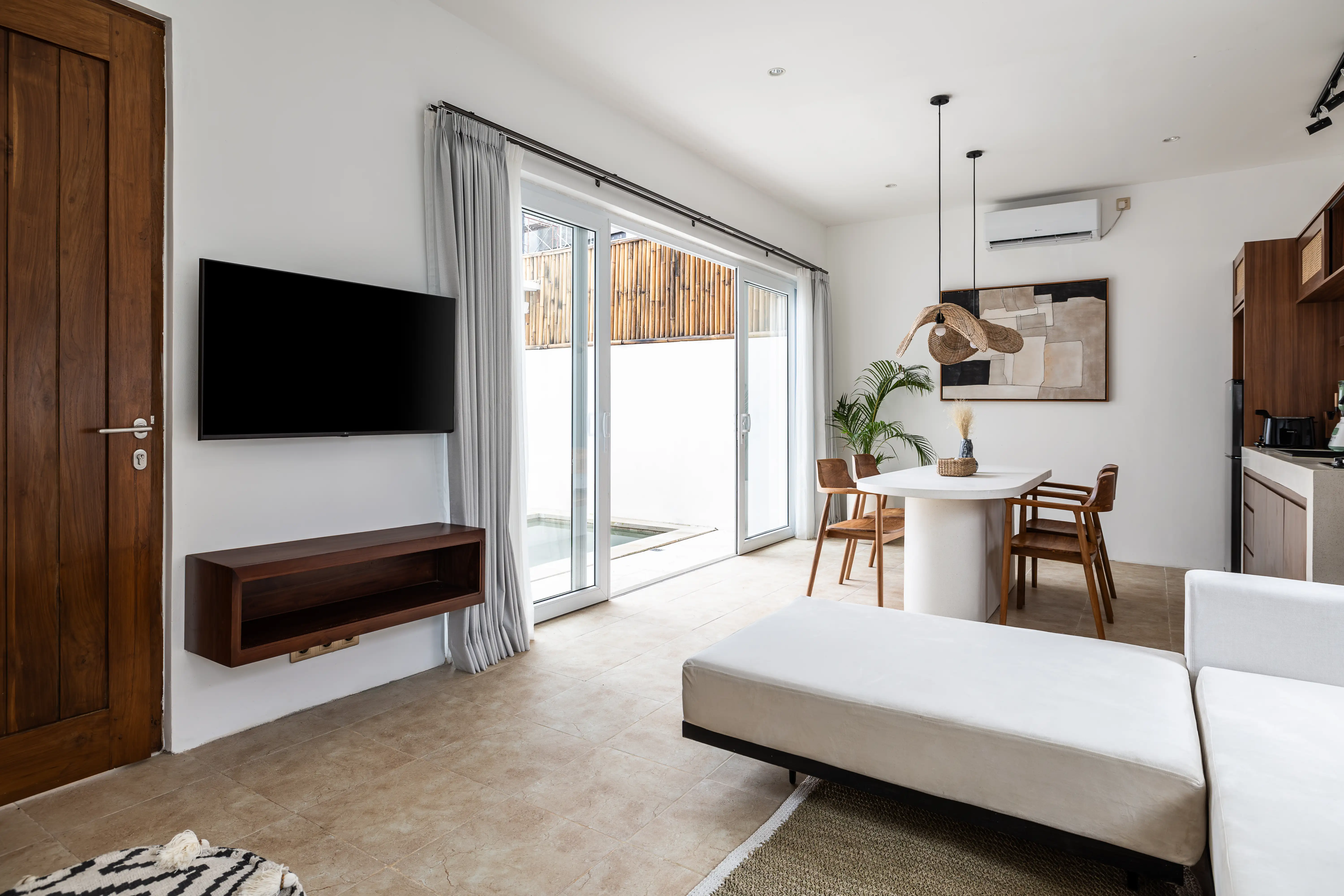 Villa 135m² in Indonesia, Canggu. Priced at 225000$ rent photo-18