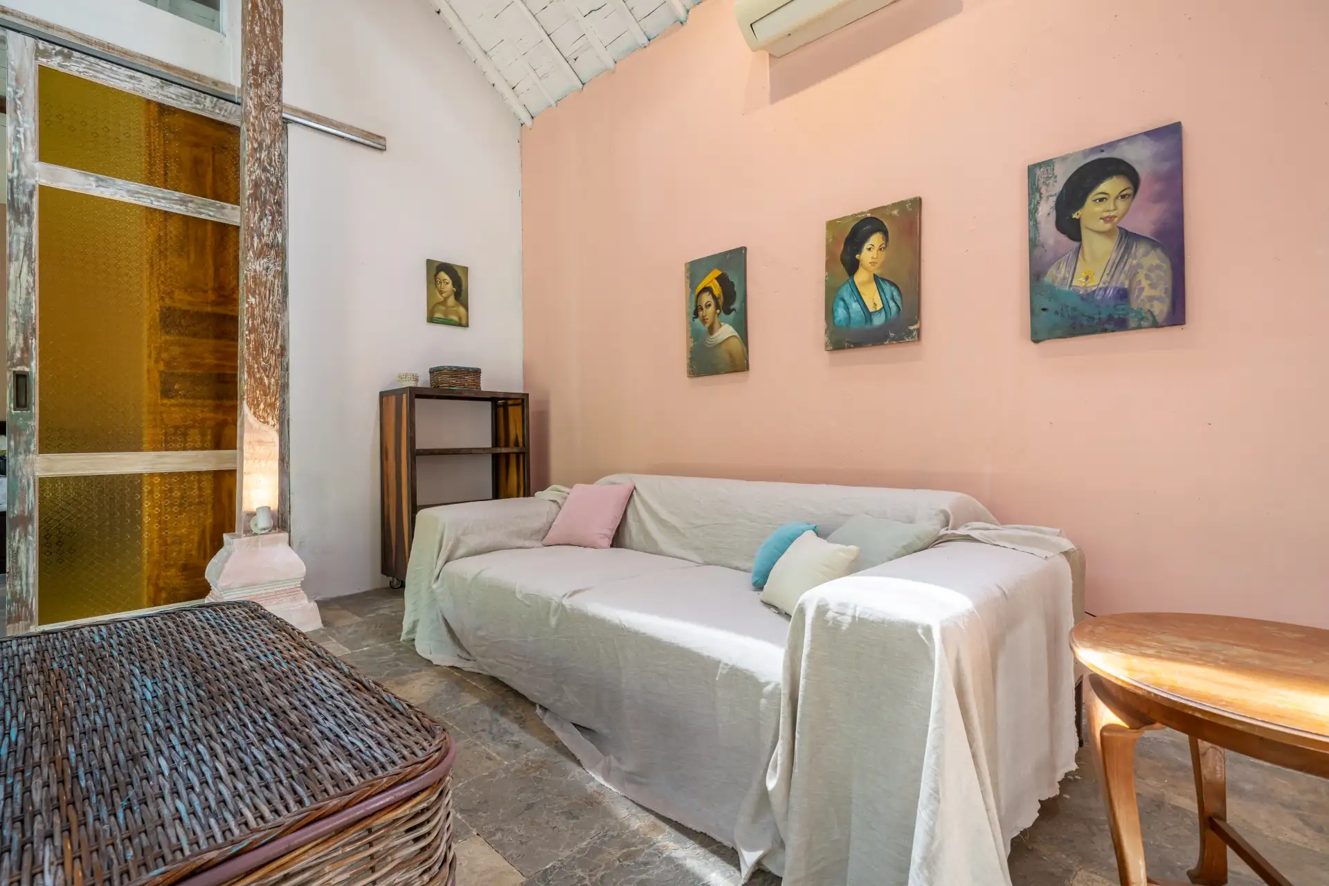 Villa 100m² in Indonesia, Canggu. Priced at 13817$ rent photo-19