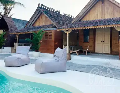Rent in Indonesia for 8895$
