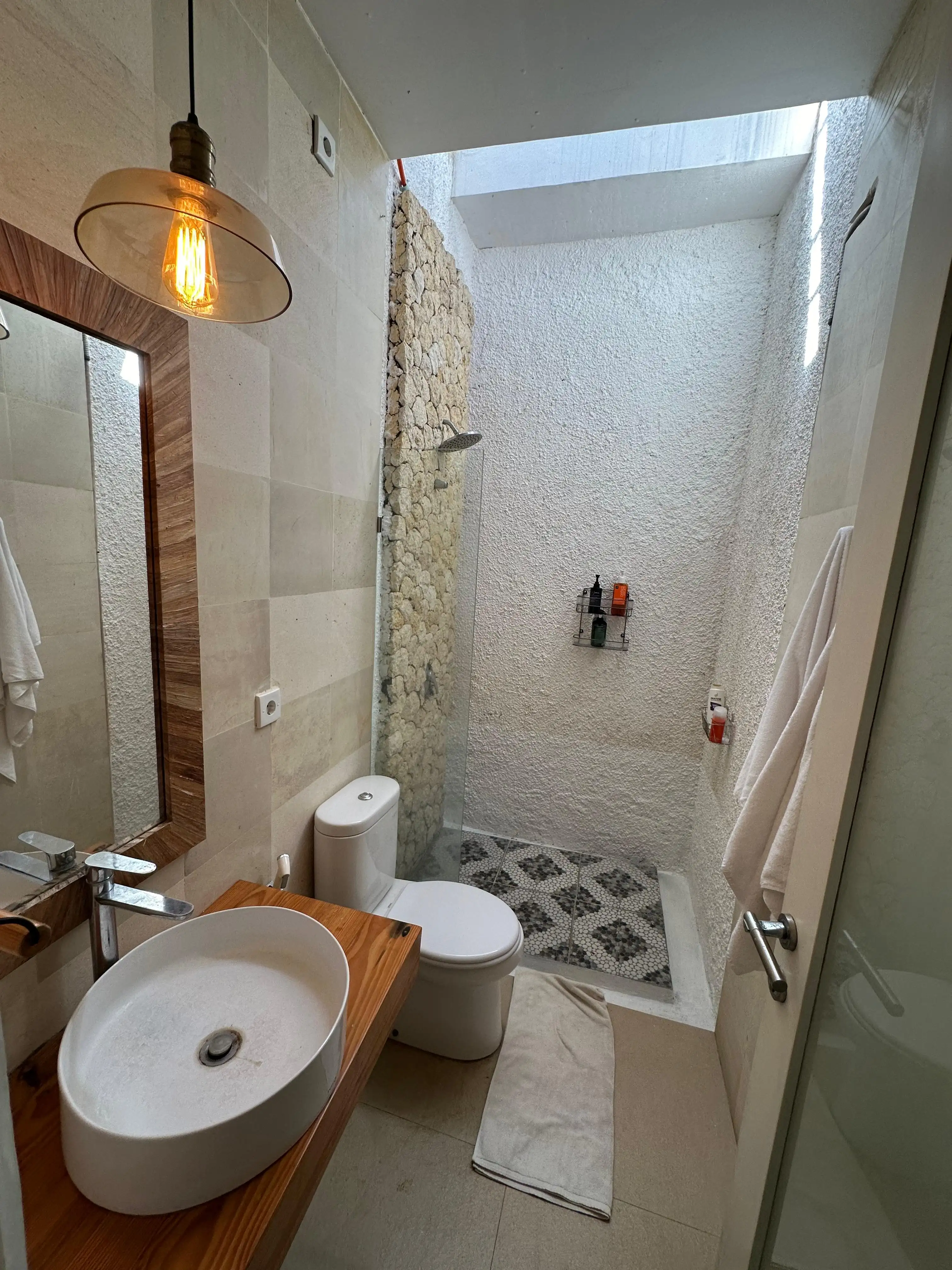 Villa 180m² in Indonesia, Bukit. Priced at 30057$ rent photo-6
