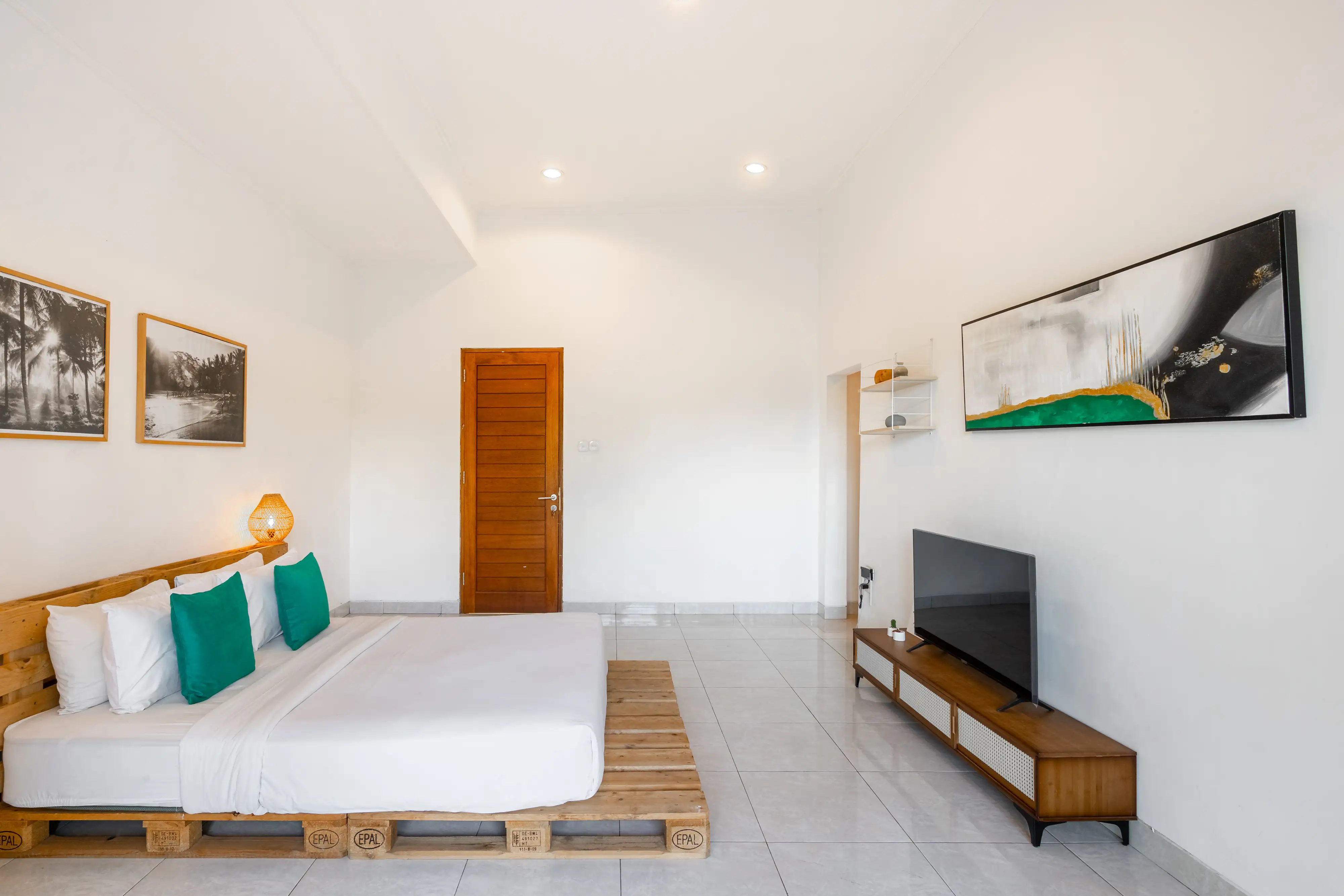 Villa 200m² in Indonesia, Canggu. Priced at 24230$ rent photo-5