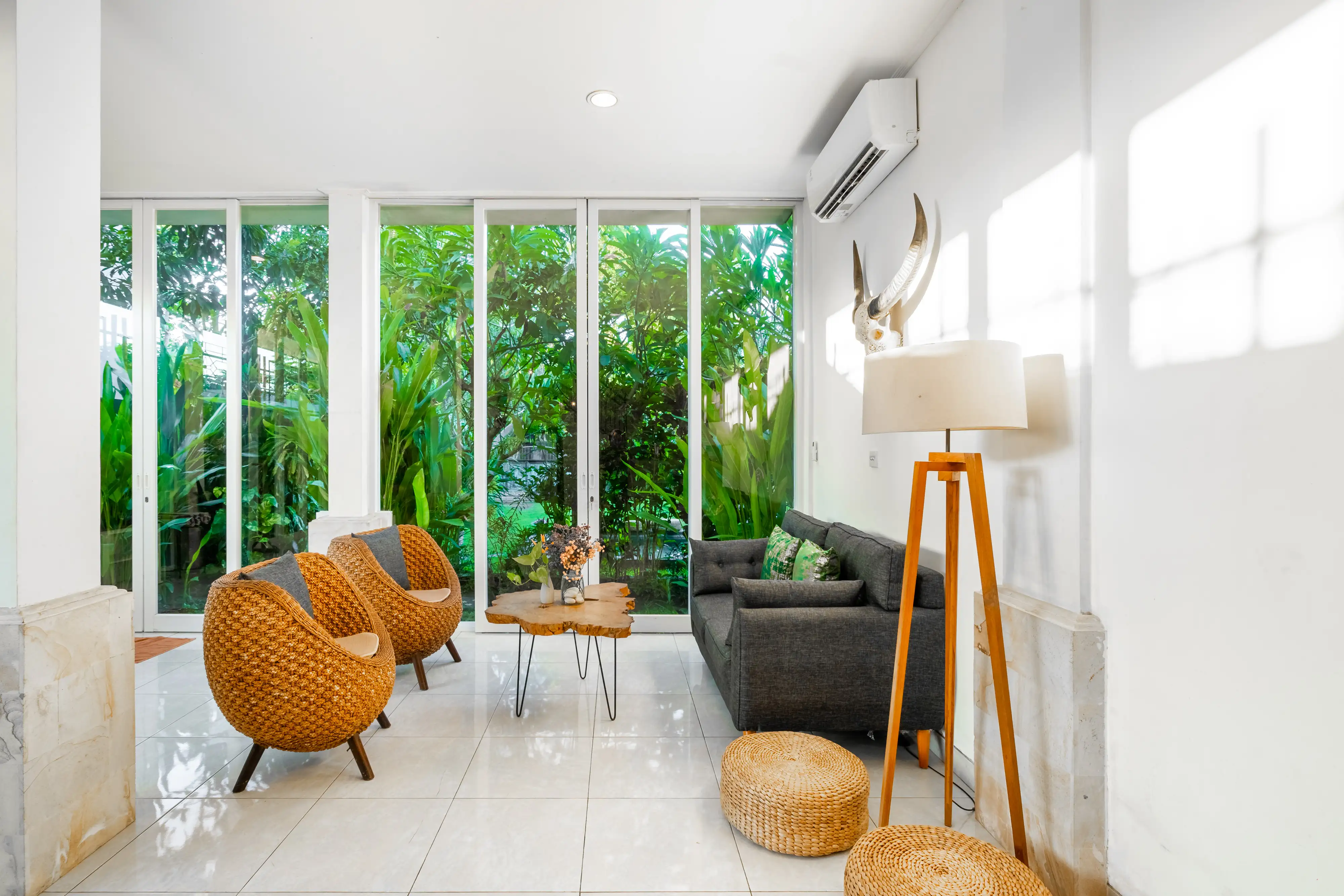 Villa 200m² in Indonesia, Canggu. Priced at 24230$ rent photo-12