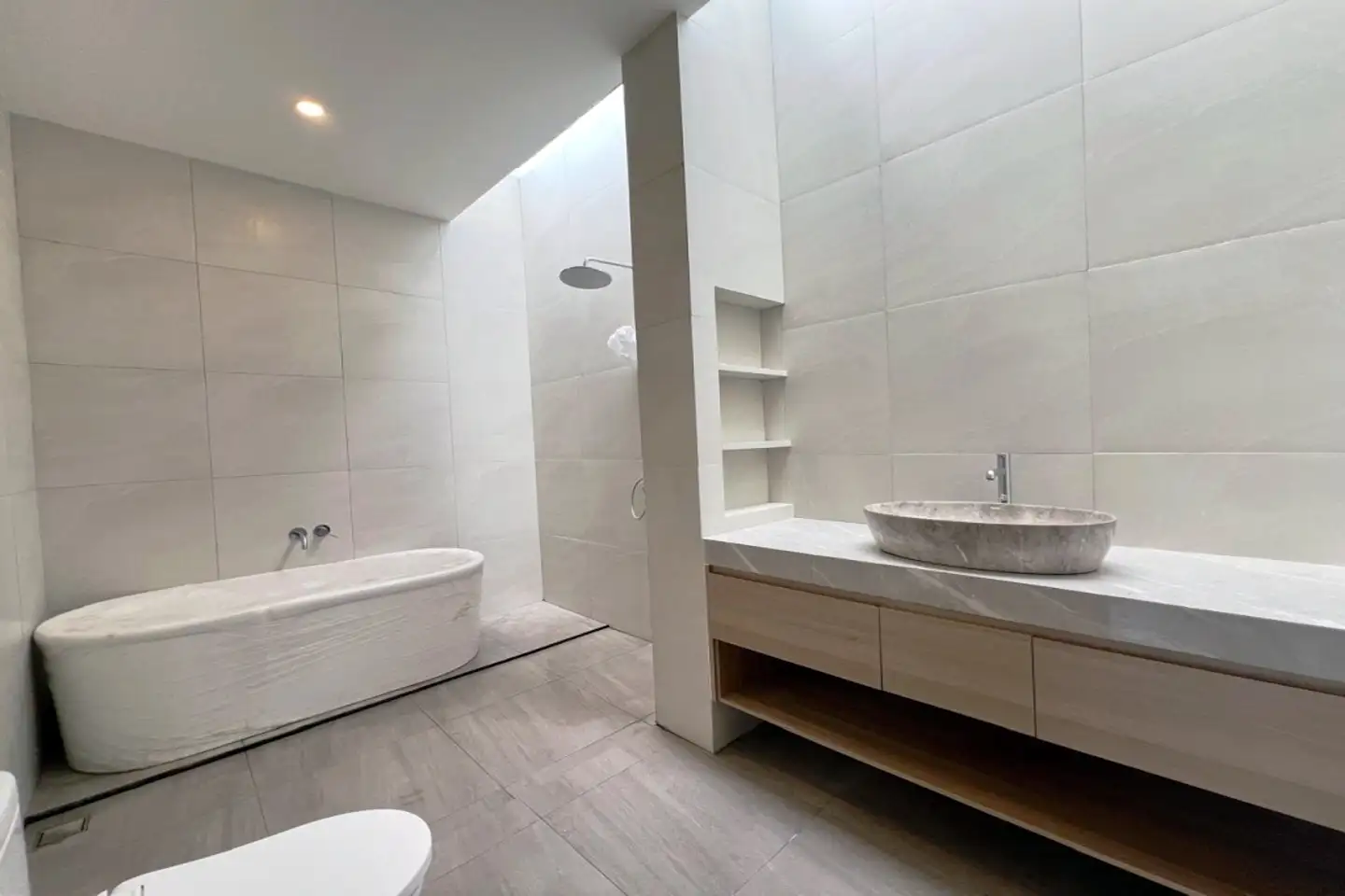 Villa 173m² in Indonesia, Bukit. Priced at 212100$ rent photo-3