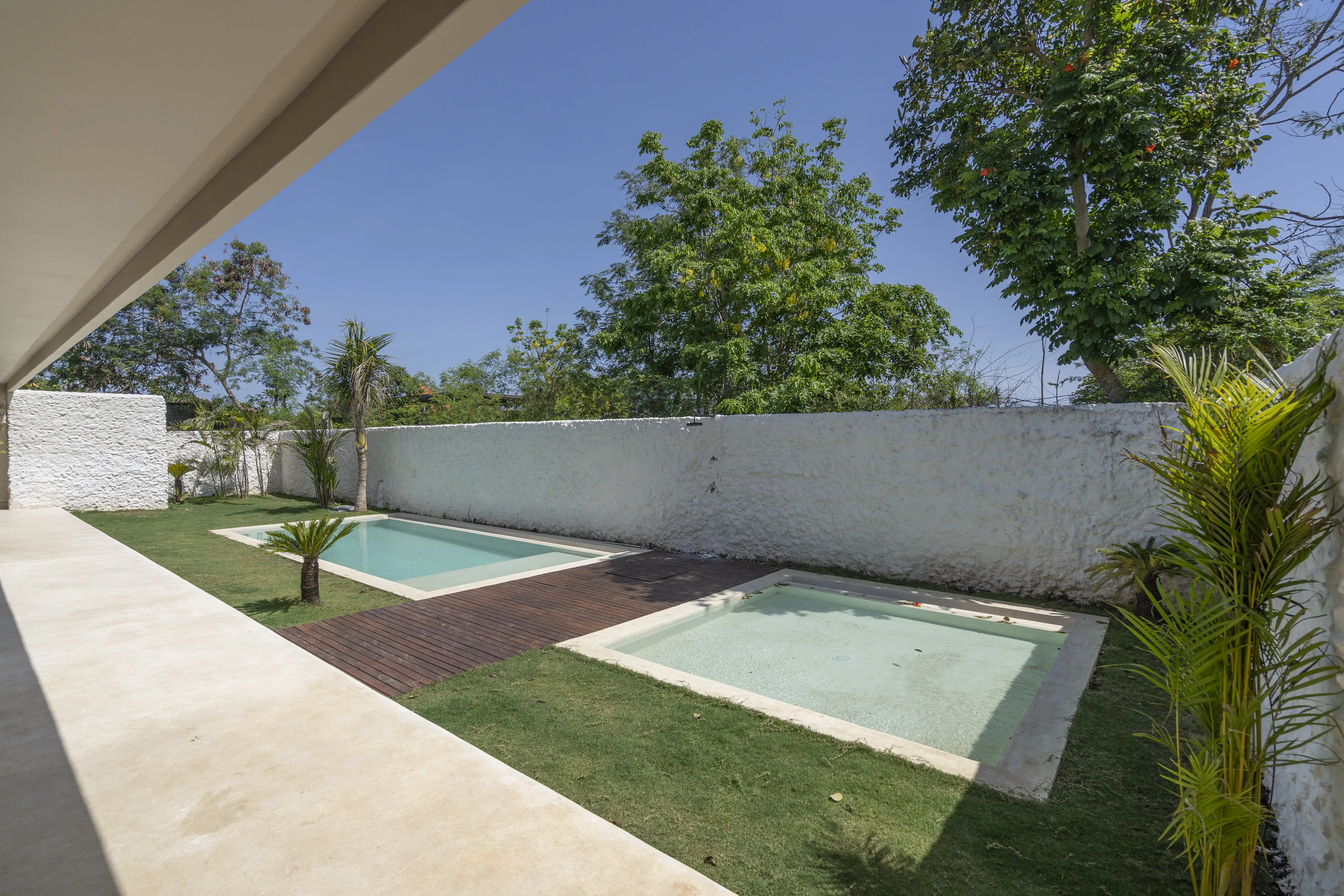 Villa 320m² in Indonesia, Bukit. Priced at 73200$ rent photo-2