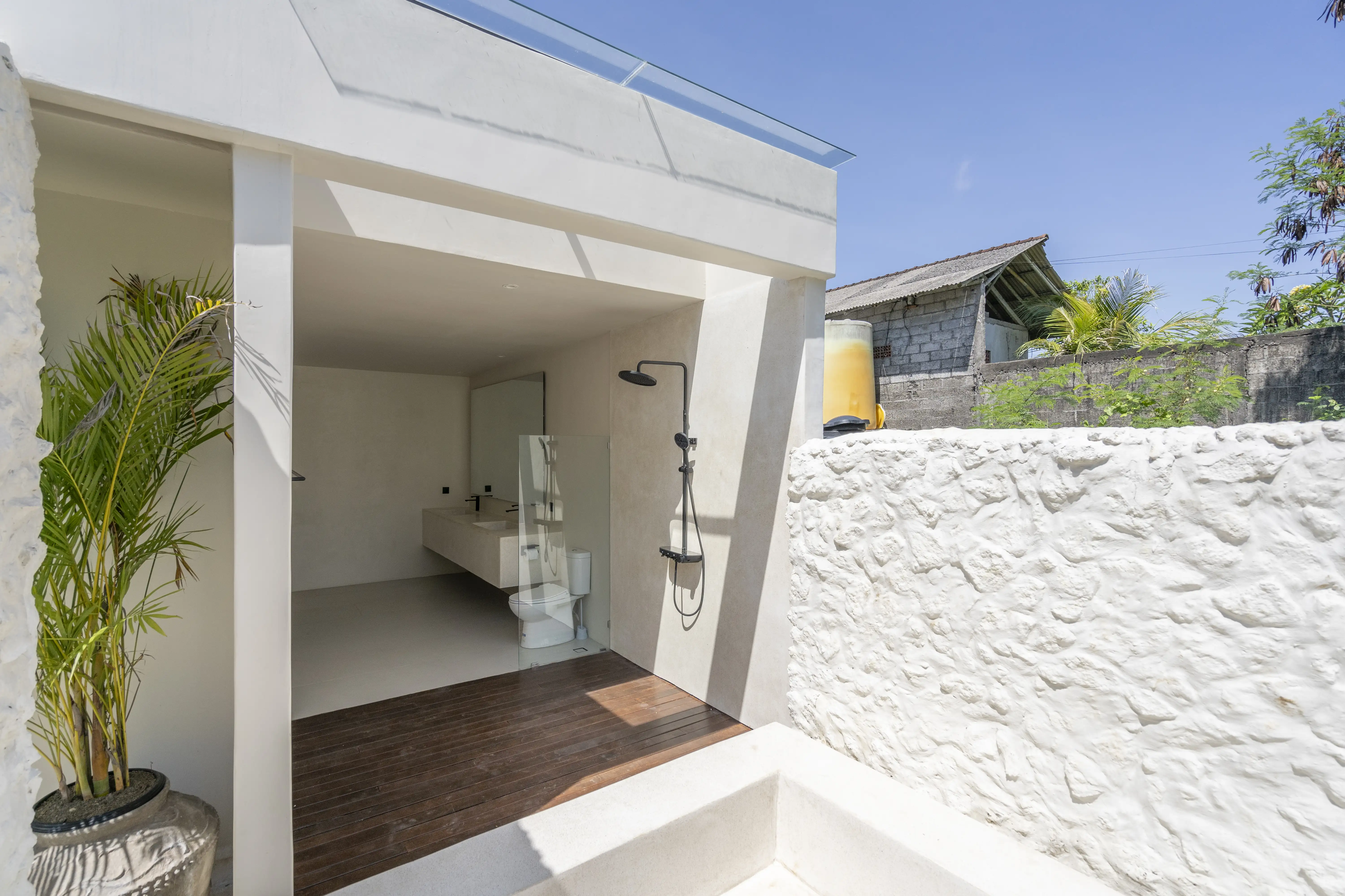 Villa 320m² in Indonesia, Bukit. Priced at 73200$ rent photo-6