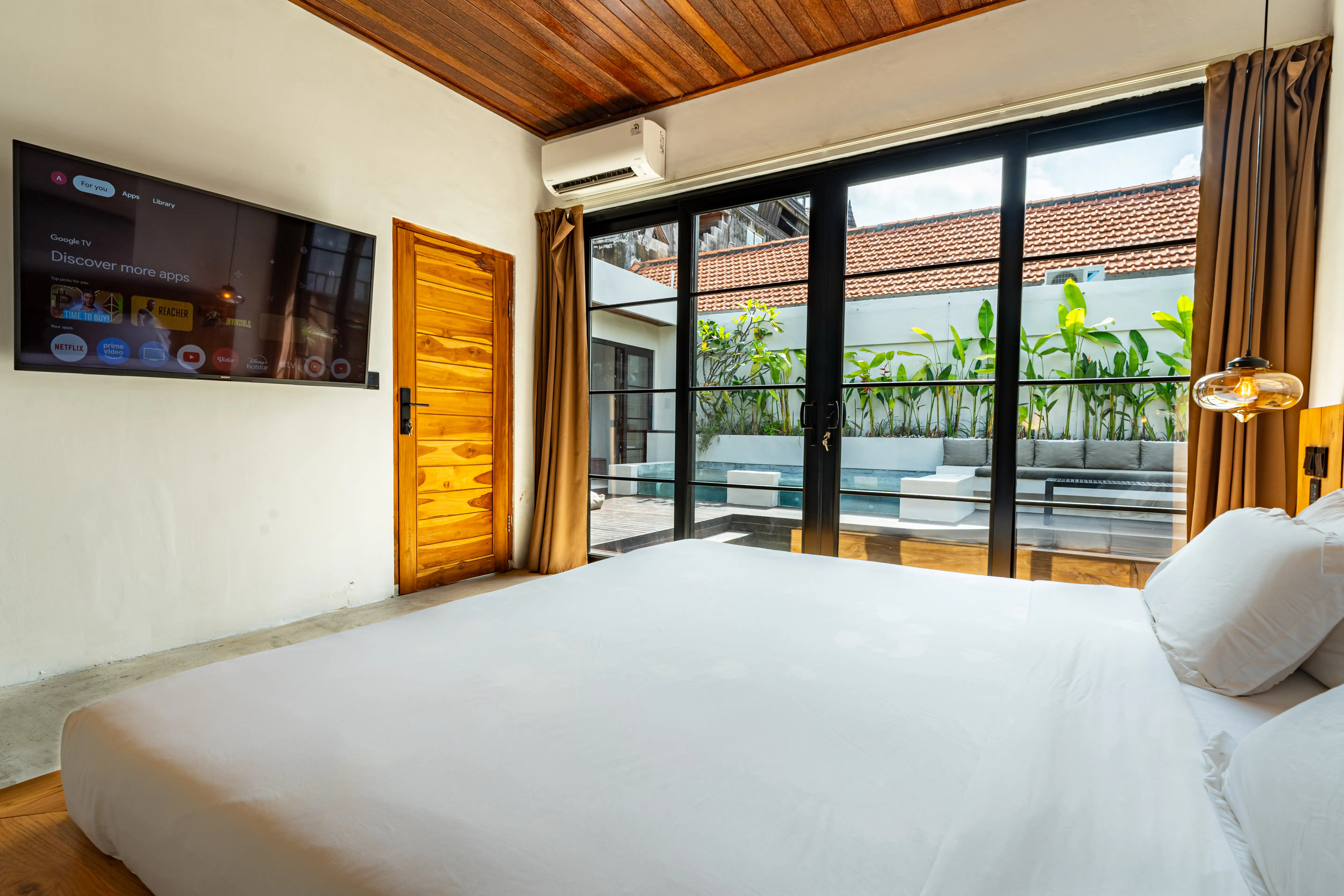 Villa 115m² in Indonesia, Canggu. Priced at 195000$ rent photo-23