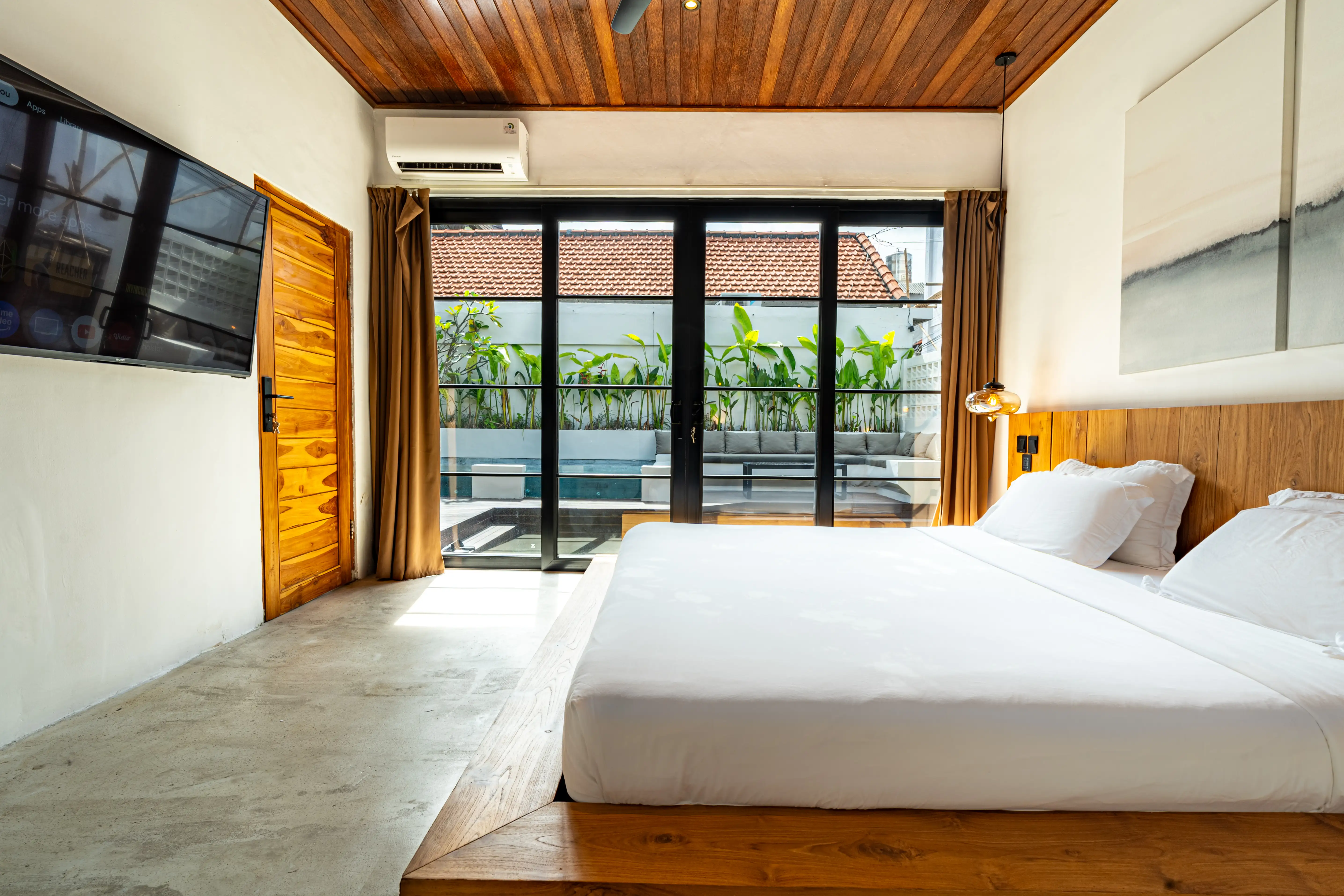 Villa 115m² in Indonesia, Canggu. Priced at 195000$ rent photo-24