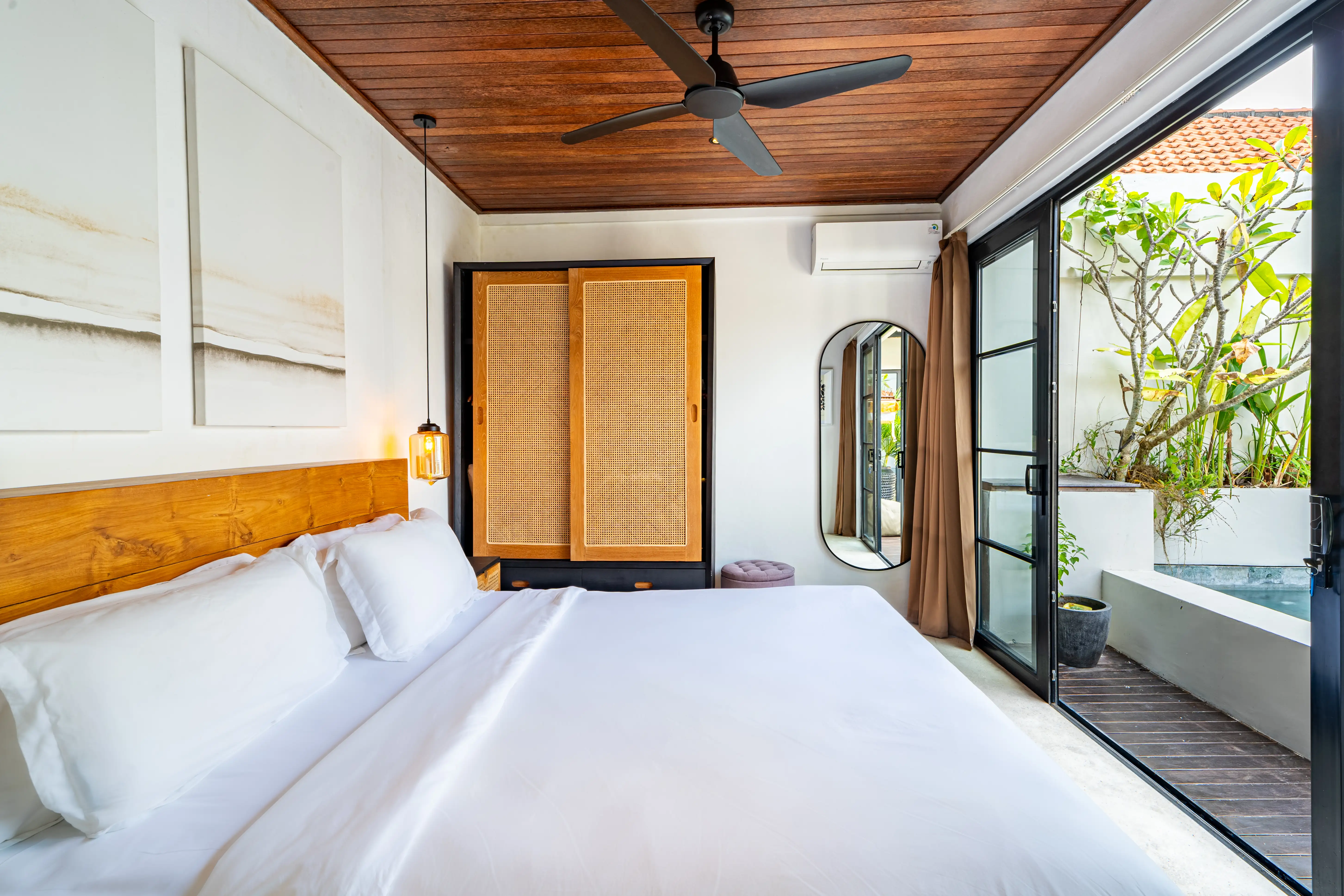 Villa 115m² in Indonesia, Canggu. Priced at 195000$ rent photo-34