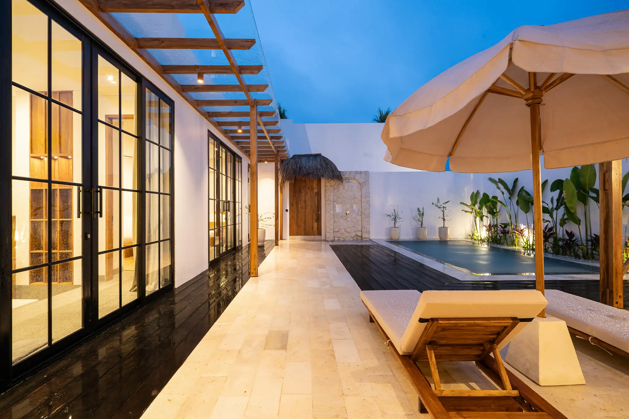 Villa 142m² in Indonesia, Bukit. Priced at 479000$ rent photo-3