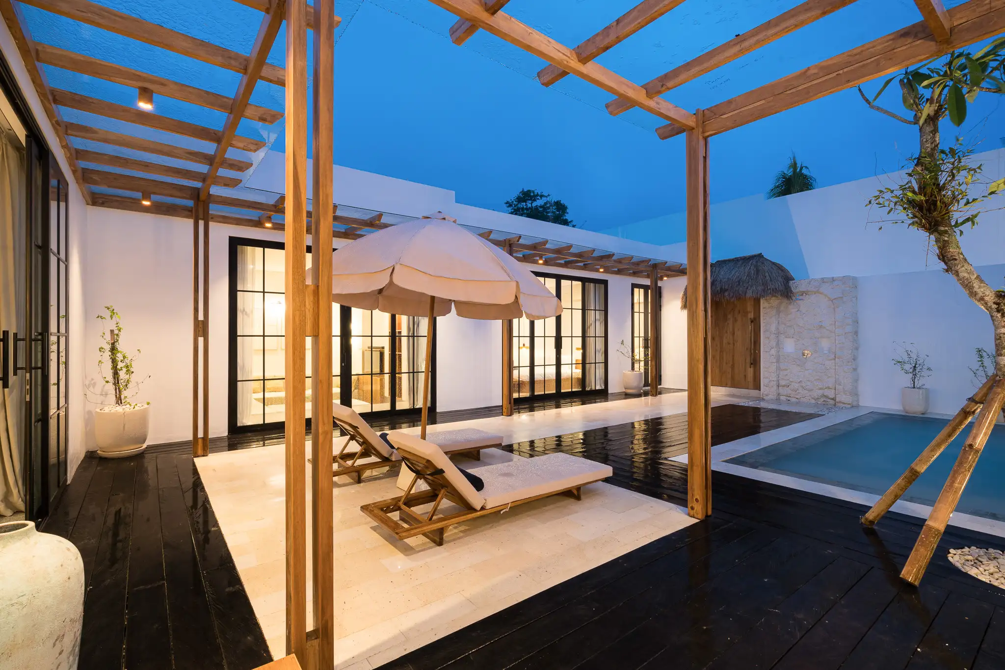 Villa 142m² in Indonesia, Bukit. Priced at 479000$ rent photo-5