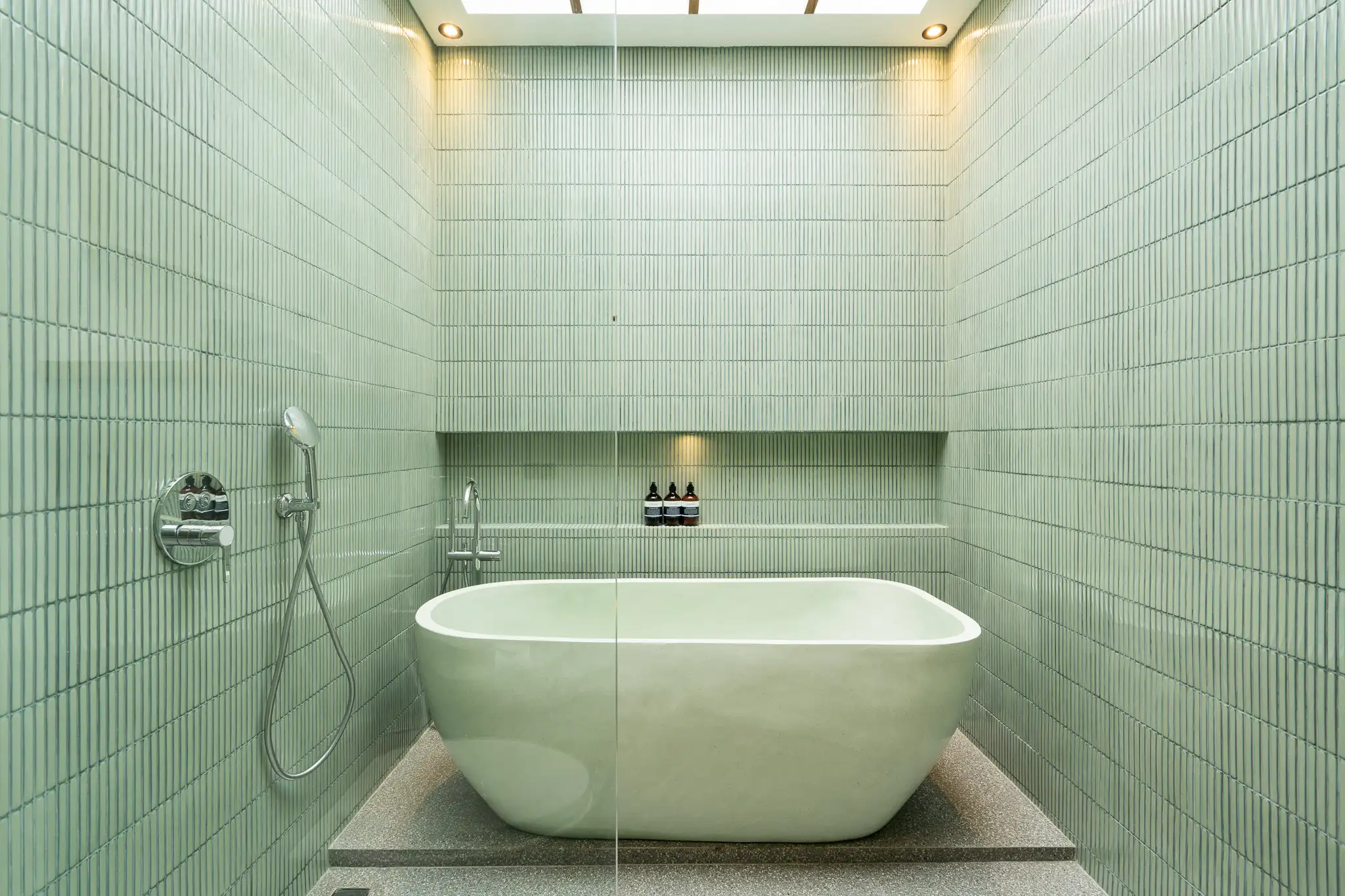 Villa 142m² in Indonesia, Bukit. Priced at 479000$ rent photo-18