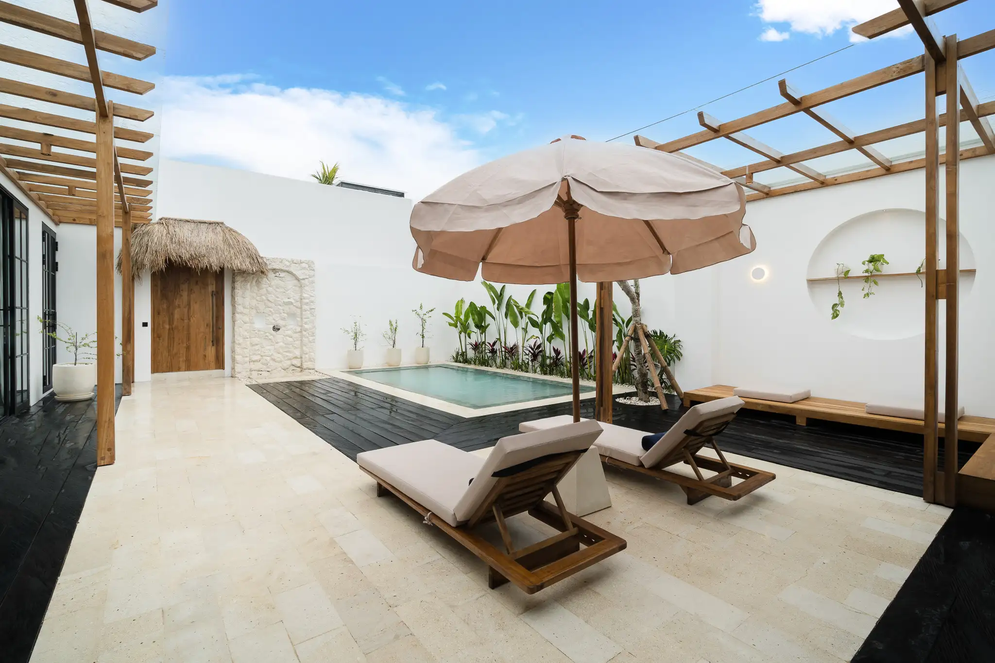 Villa 142m² in Indonesia, Bukit. Priced at 479000$ rent photo-35