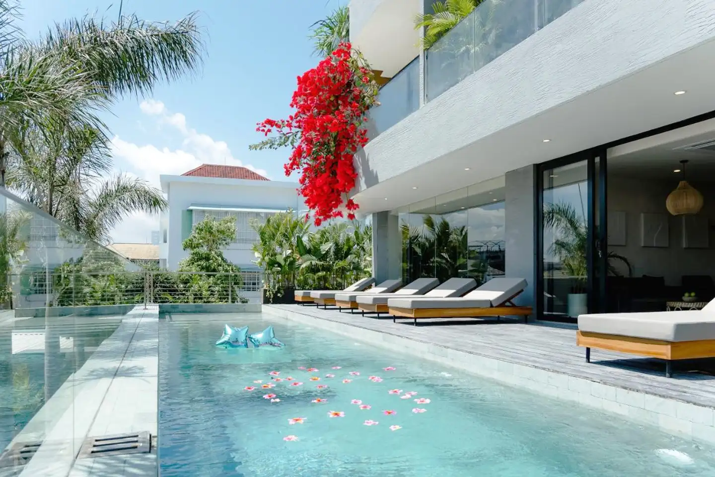 Flat 42m² in Indonesia, Canggu. Priced at 128000$ rent photo-1
