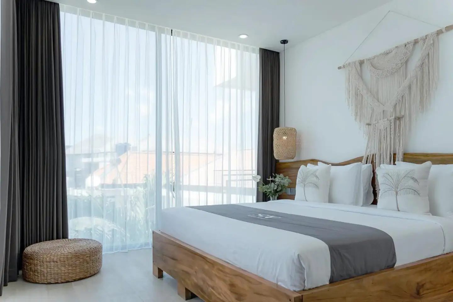 Flat 42m² in Indonesia, Canggu. Priced at 128000$ rent photo-7