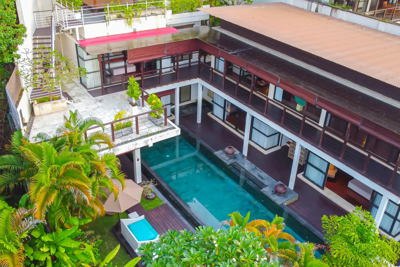Villa 359m² in Indonesia, Bukit. Priced at 51081$ rent photo-2