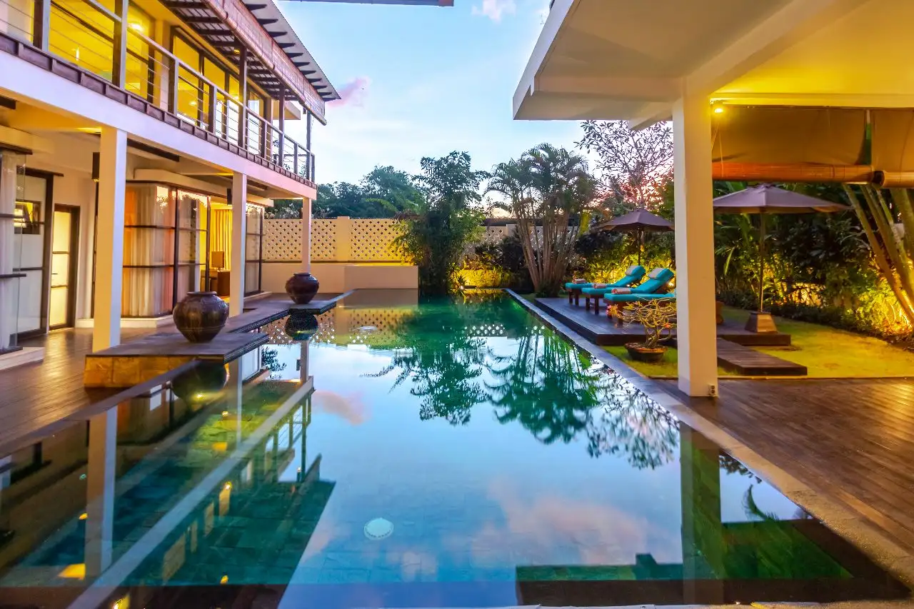 Villa 359m² in Indonesia, Bukit. Priced at 51081$ rent photo-3