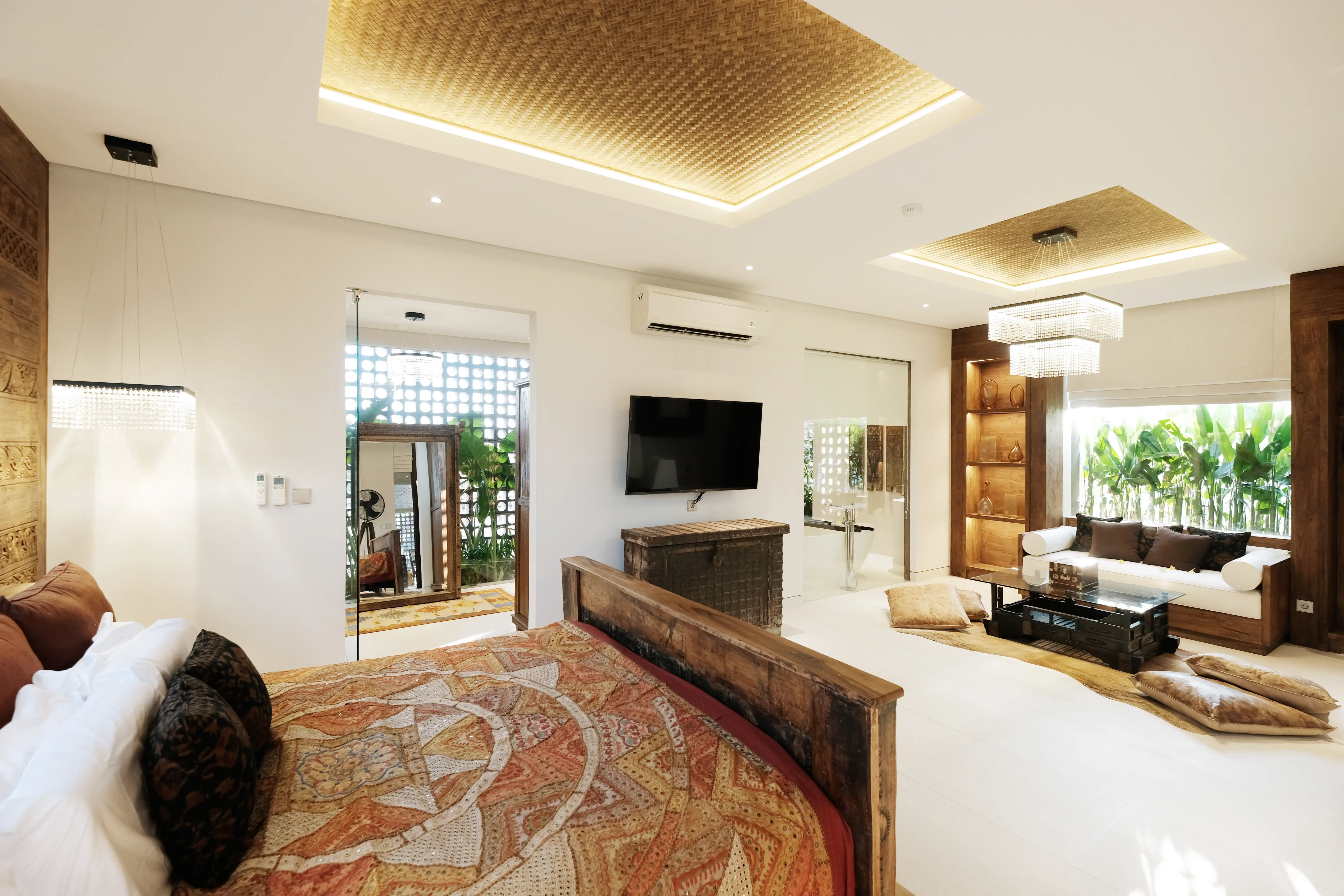 Villa 450m² in Indonesia, Canggu. Priced at 850000$ rent photo-4