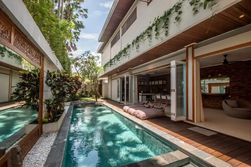 Villa 300m² in Indonesia, Umalas. Priced at 35673$ rent photo-21