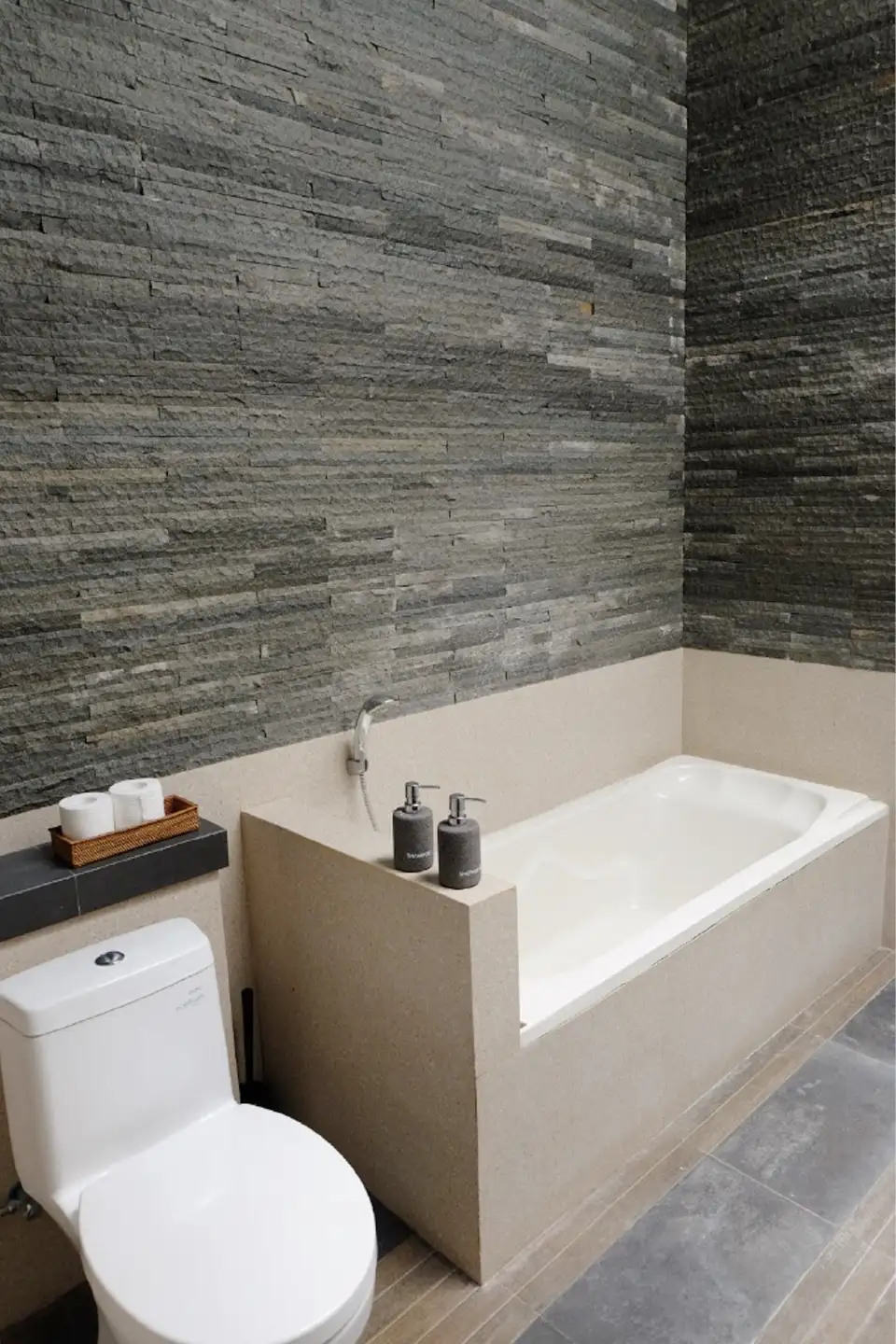 Villa 100m² in Indonesia, Canggu. Priced at 20552$ rent photo-1