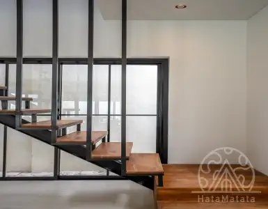 Rent in Indonesia for 27562$