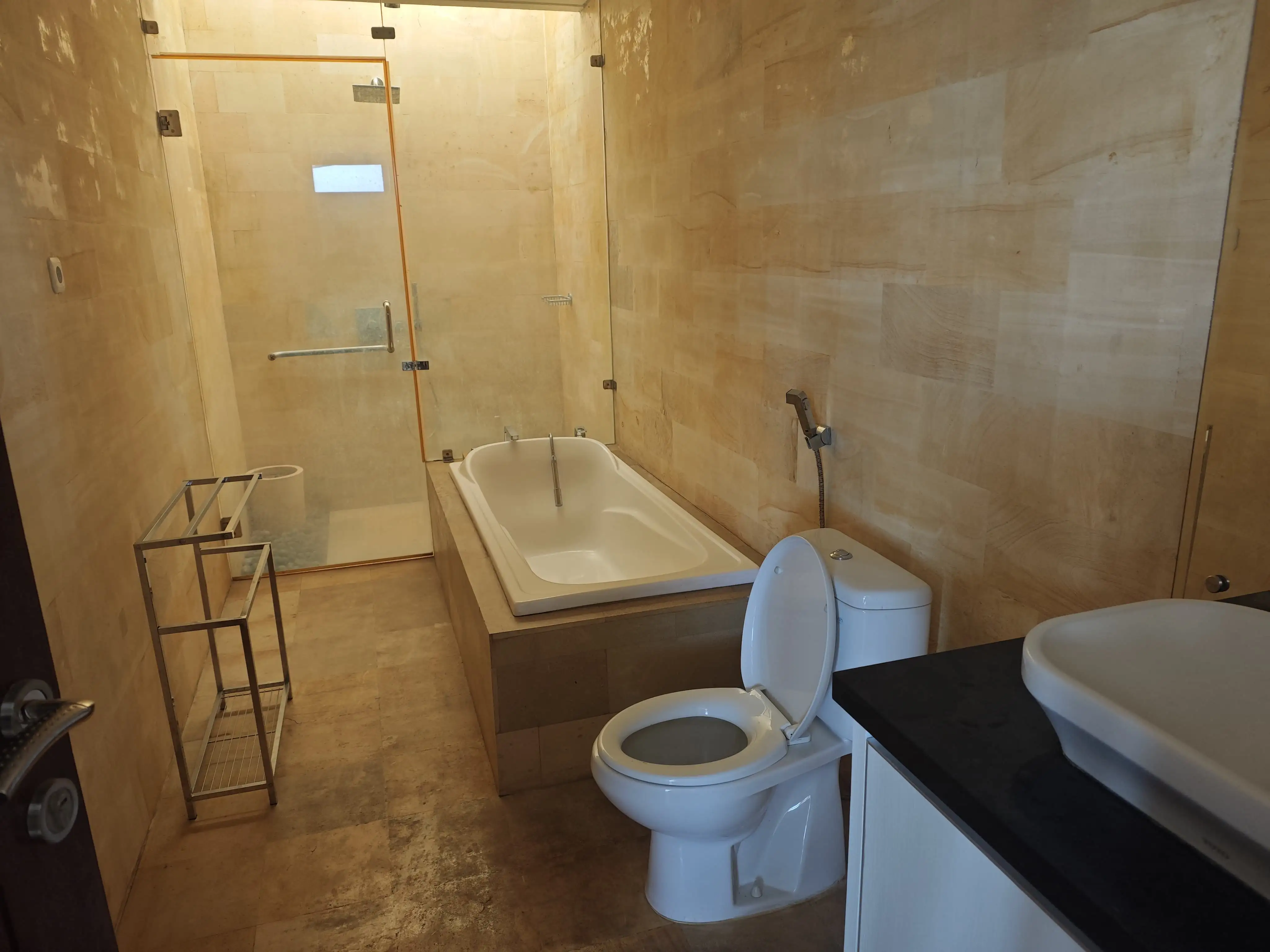 Villa 250m² in Indonesia, Canggu. Priced at 37200$ rent photo-12