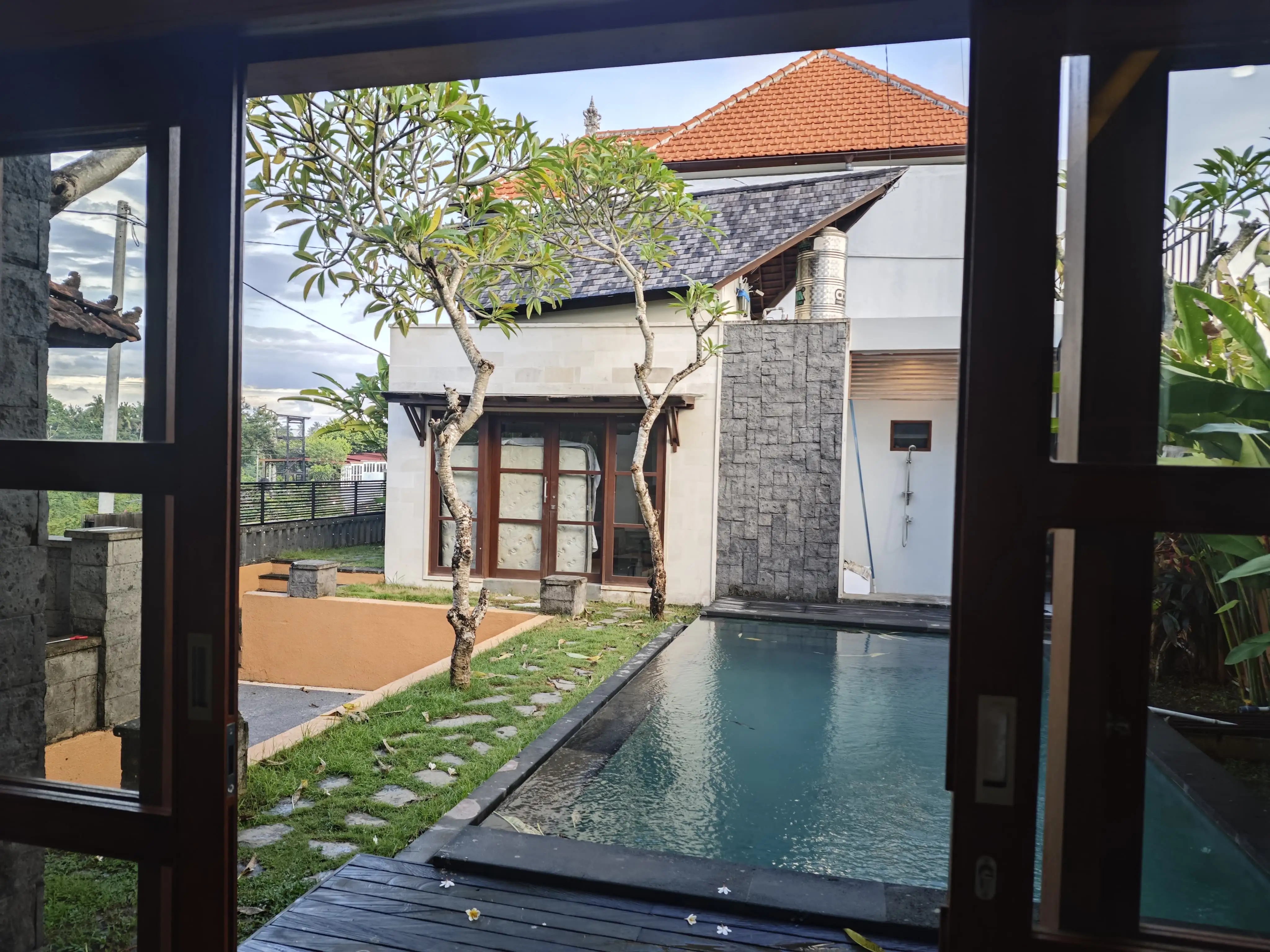 Villa 220m² in Indonesia, Ubud. Priced at 10087$ rent photo-1