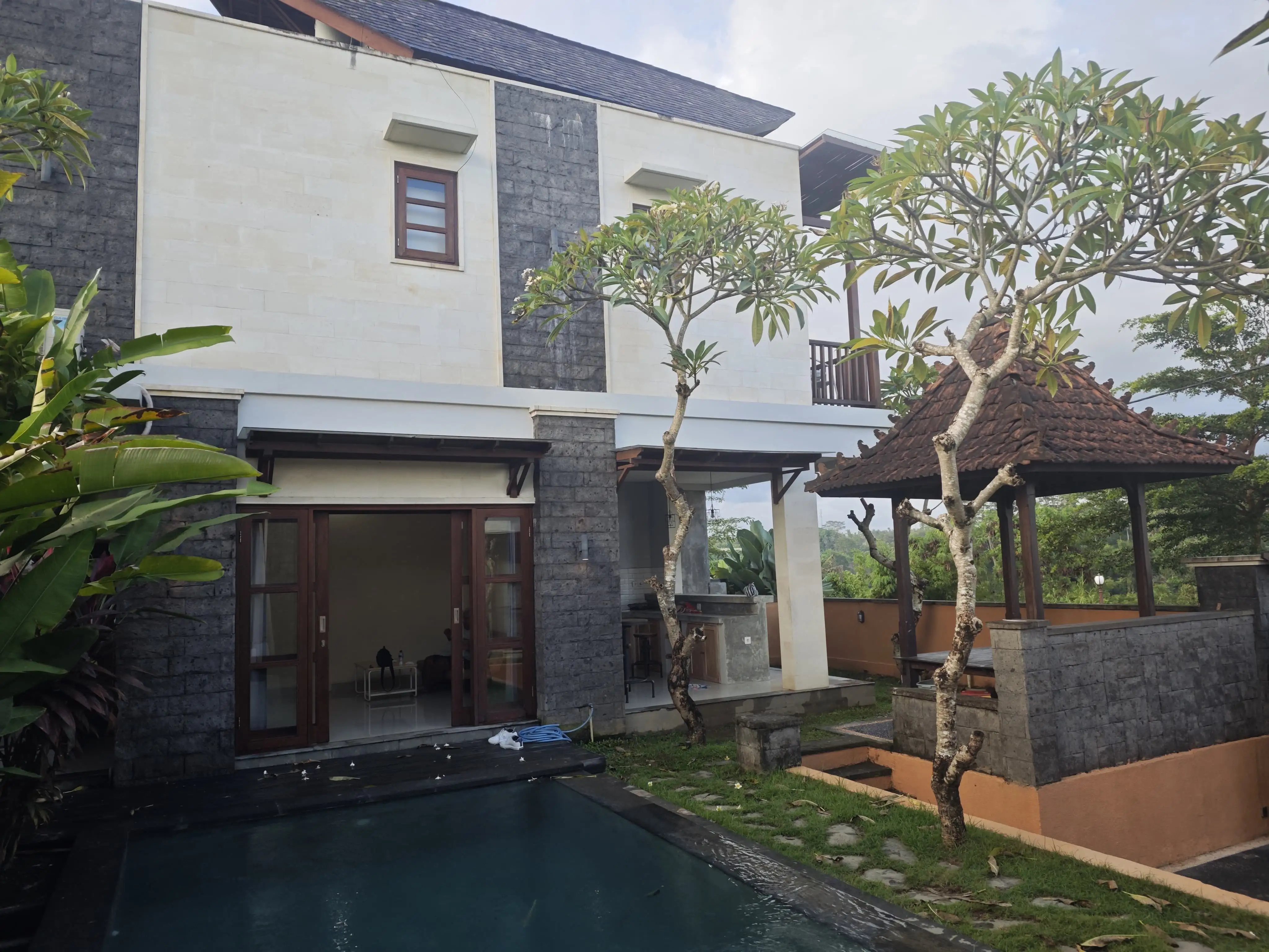 Villa 220m² in Indonesia, Ubud. Priced at 10087$ rent photo-15