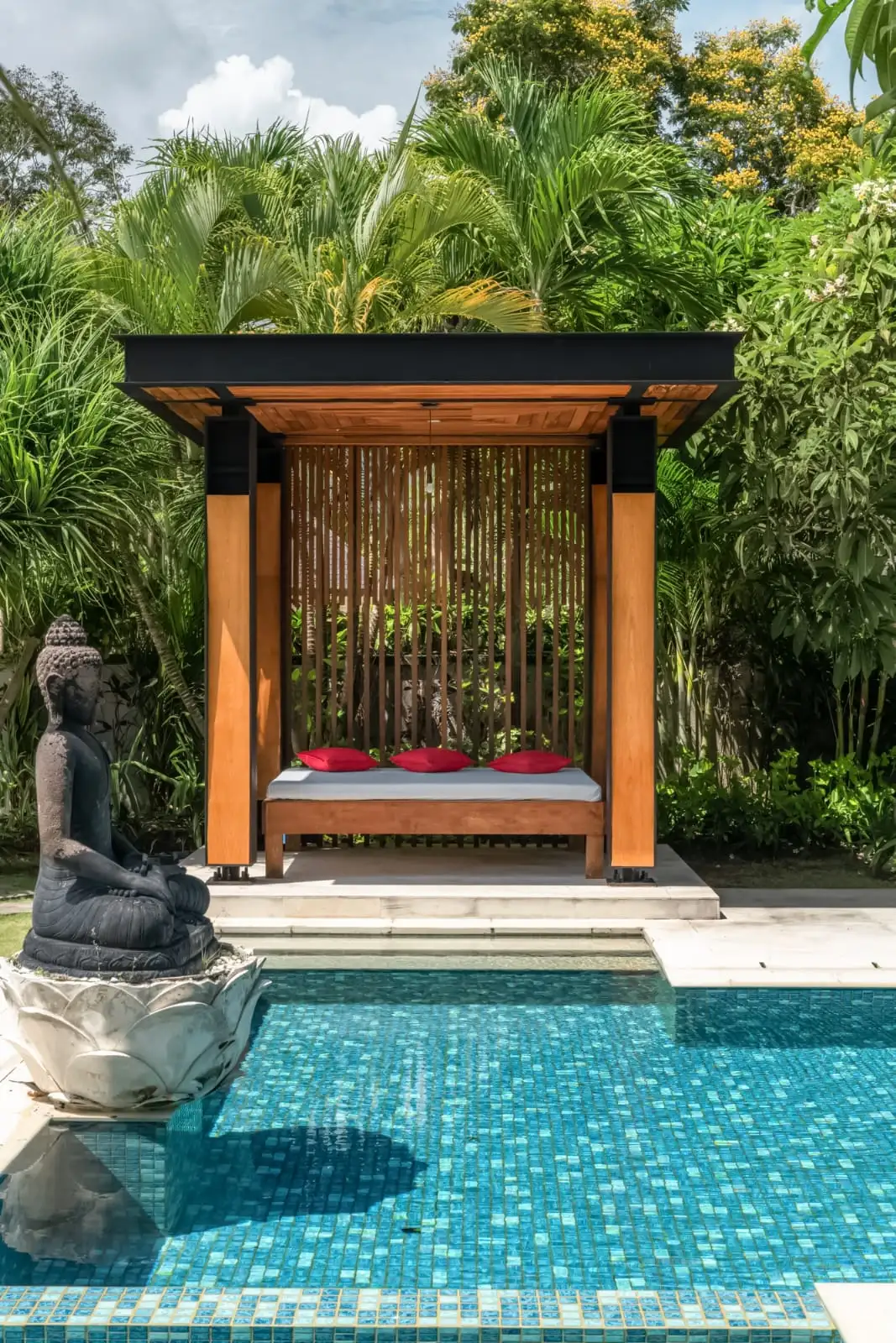 Villa 388m² in Indonesia, Bukit. Priced at 148221$ rent photo-17