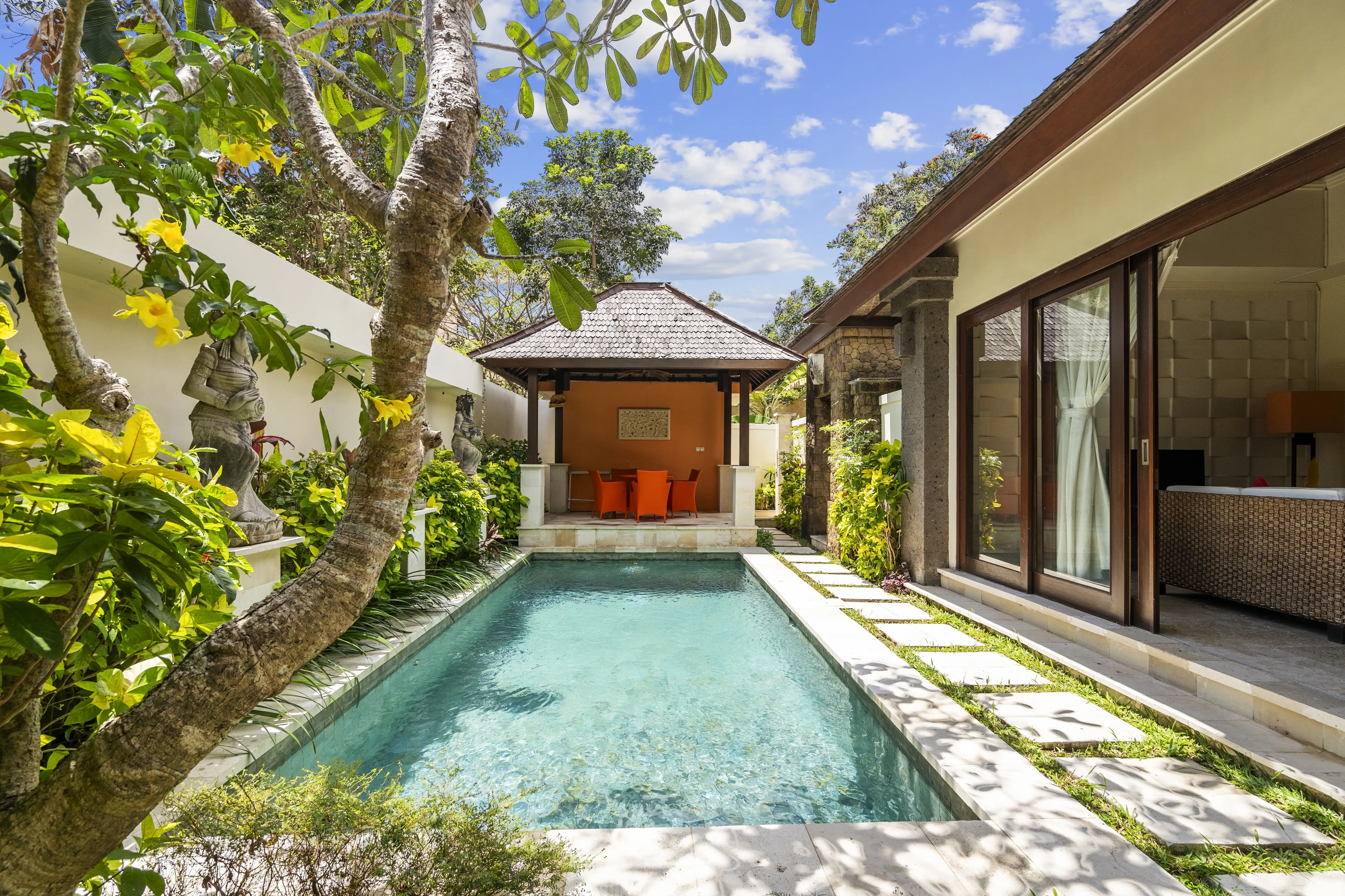 Villa 180m² in Indonesia, Bukit. Priced at 21700$ rent photo-2