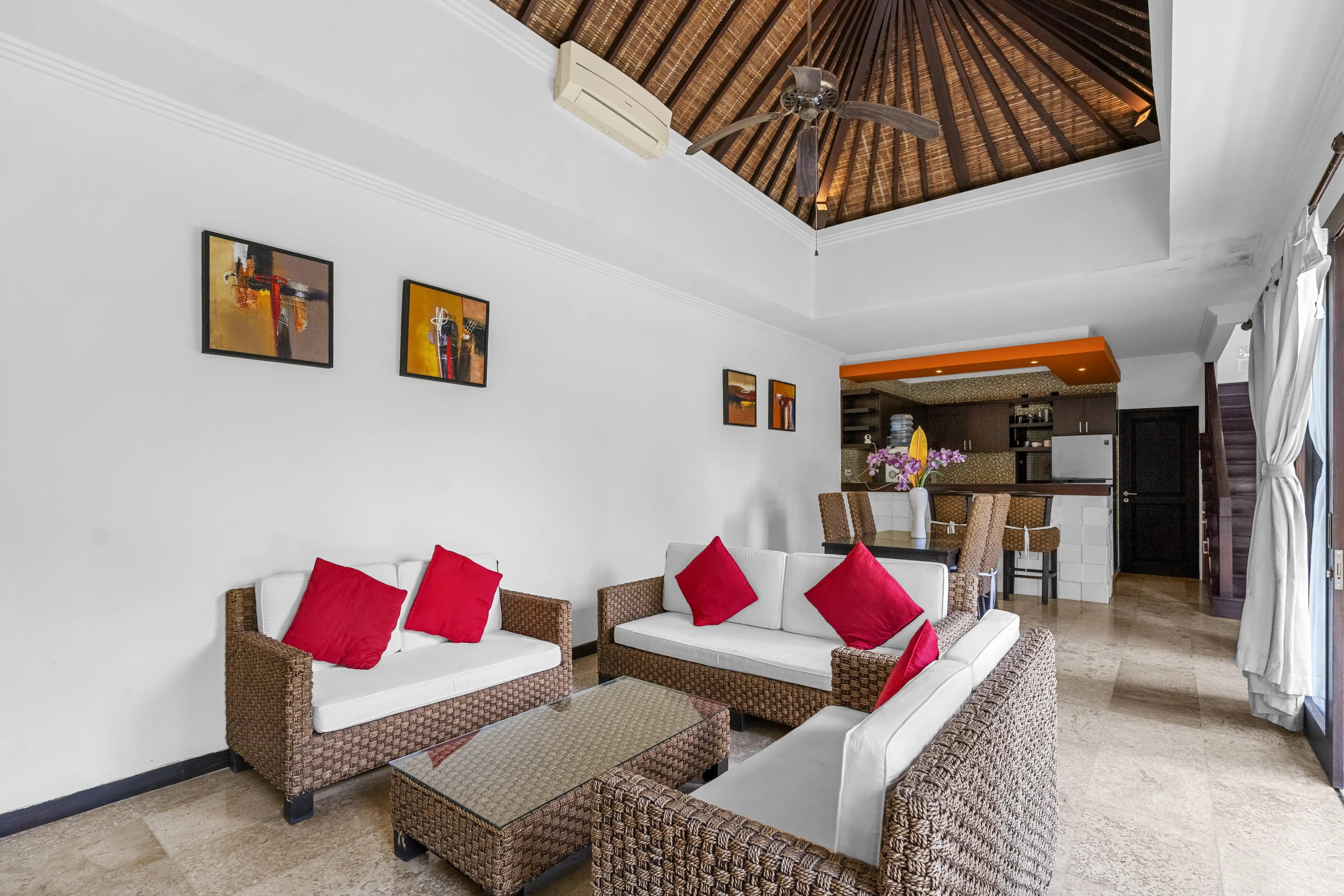 Villa 180m² in Indonesia, Bukit. Priced at 21700$ rent photo-17