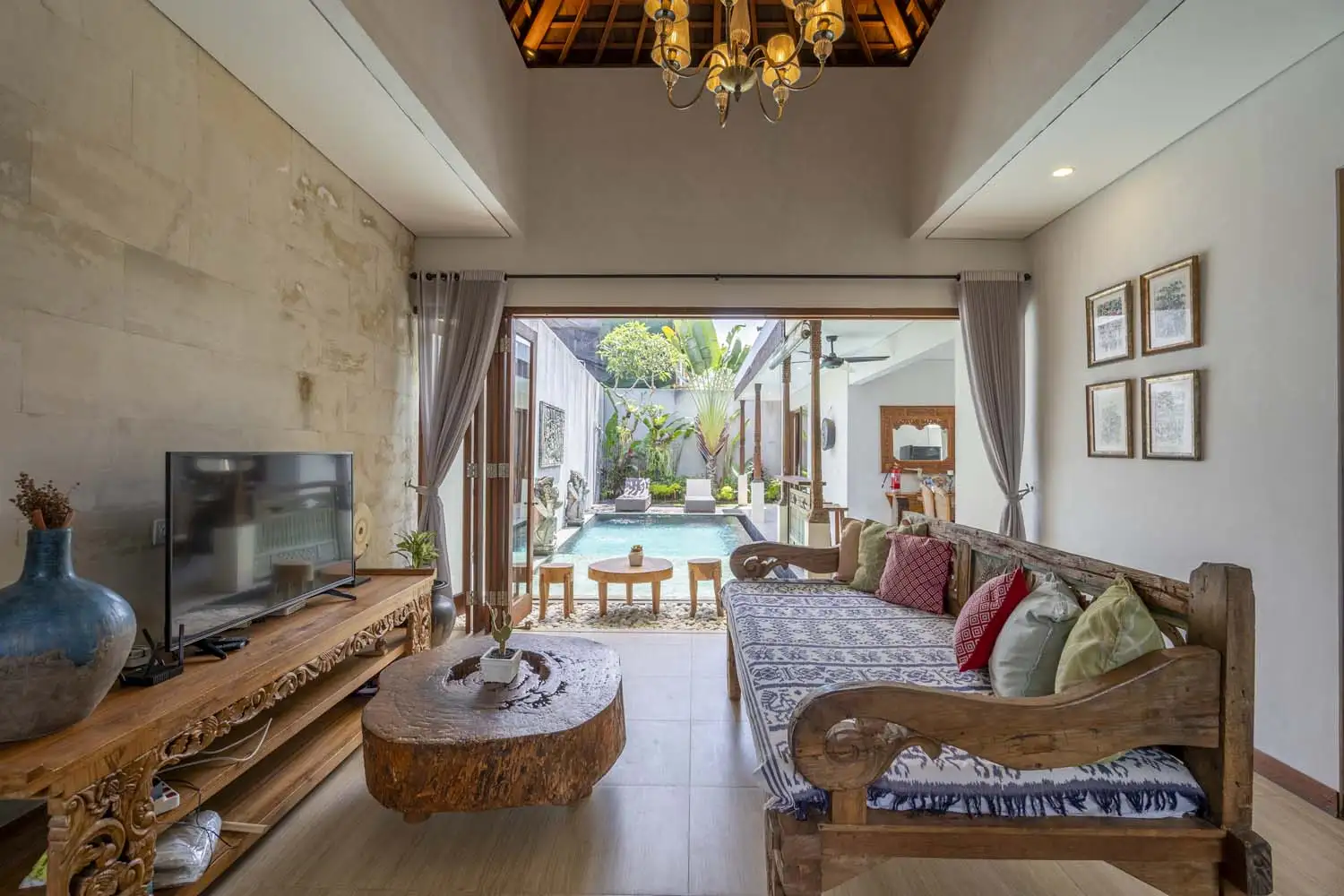 Villa 175m² in Indonesia, Ubud. Priced at 20460$ rent photo-25
