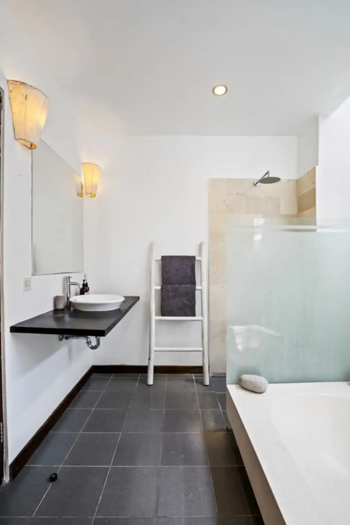 Villa 150m² in Indonesia, Canggu. Priced at 30070$ rent photo-1