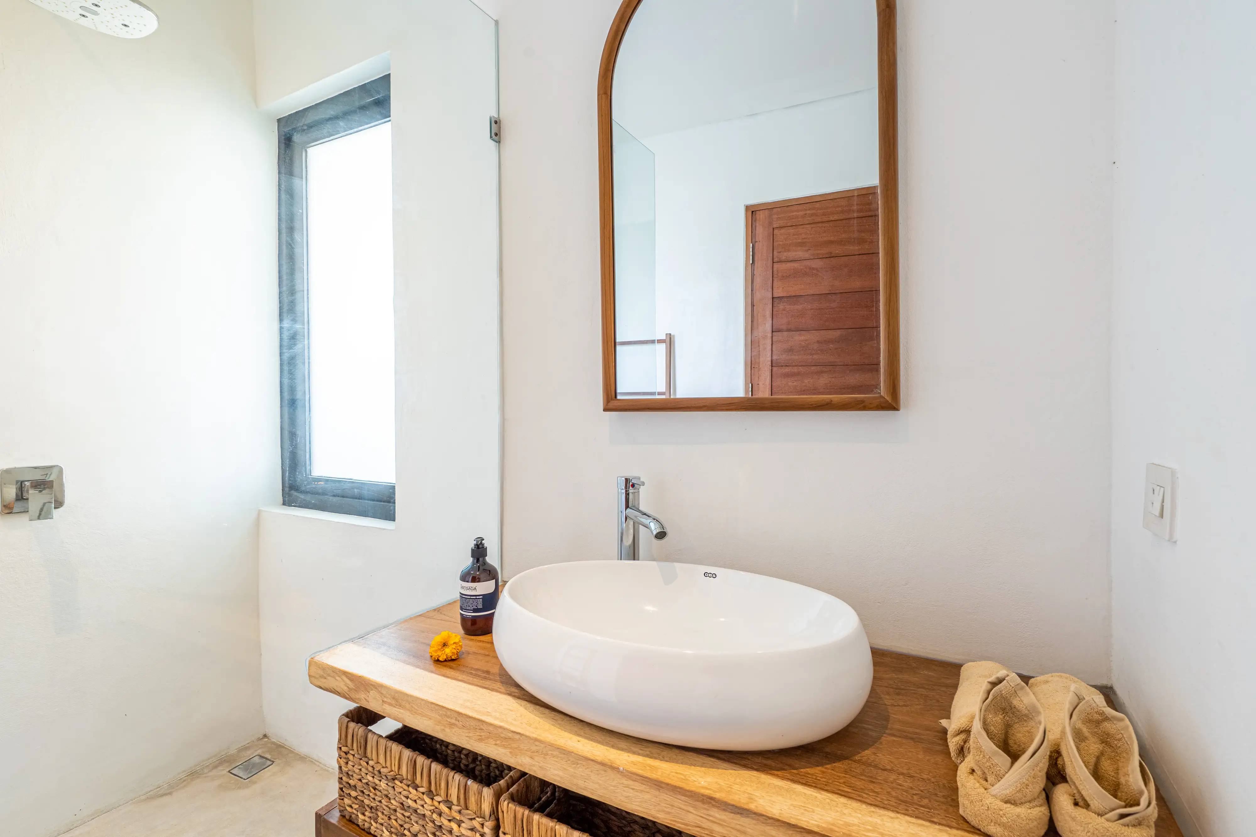 Villa 213m² in Indonesia, Canggu. Priced at 195000$ rent photo-9