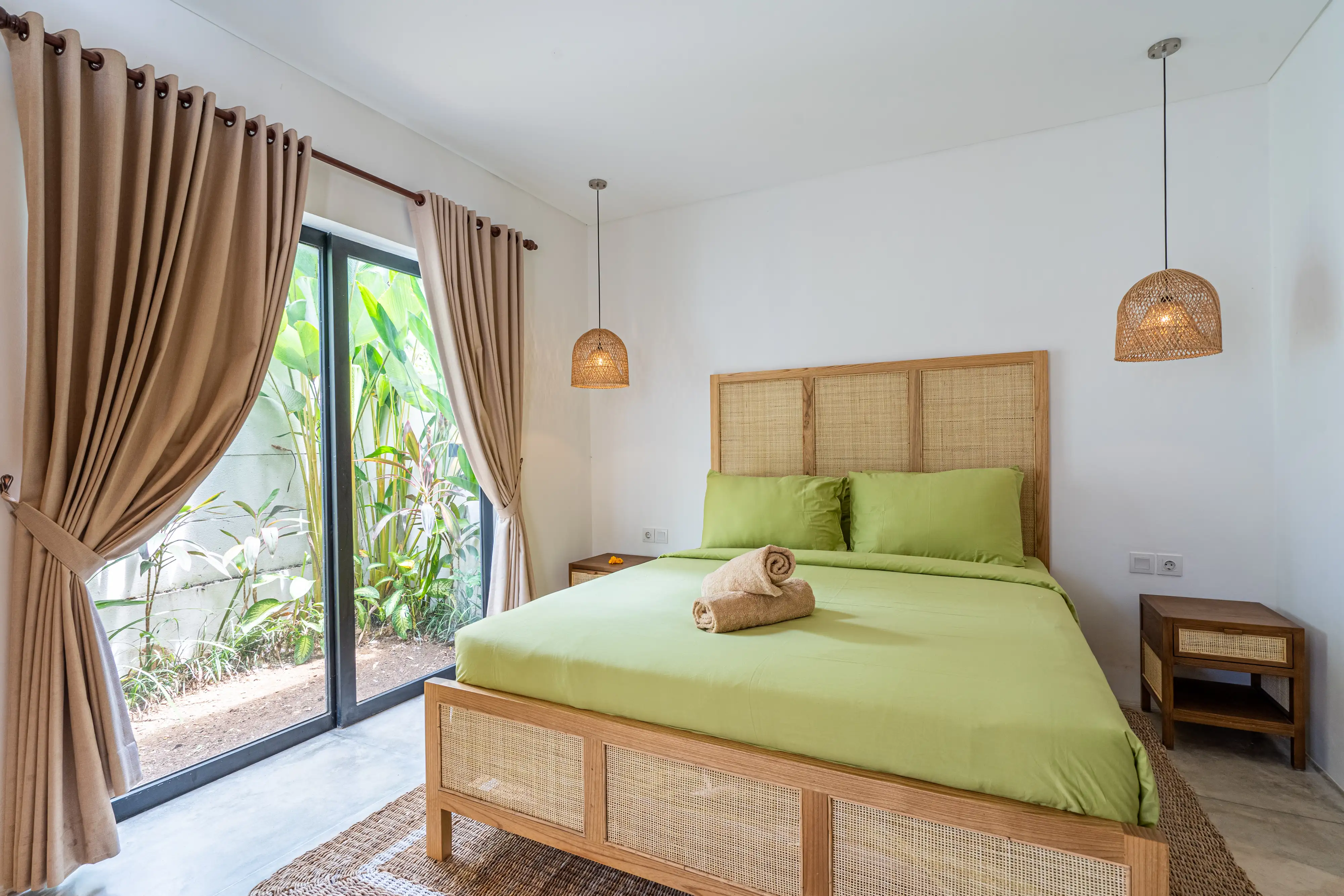 Villa 213m² in Indonesia, Canggu. Priced at 195000$ rent photo-12