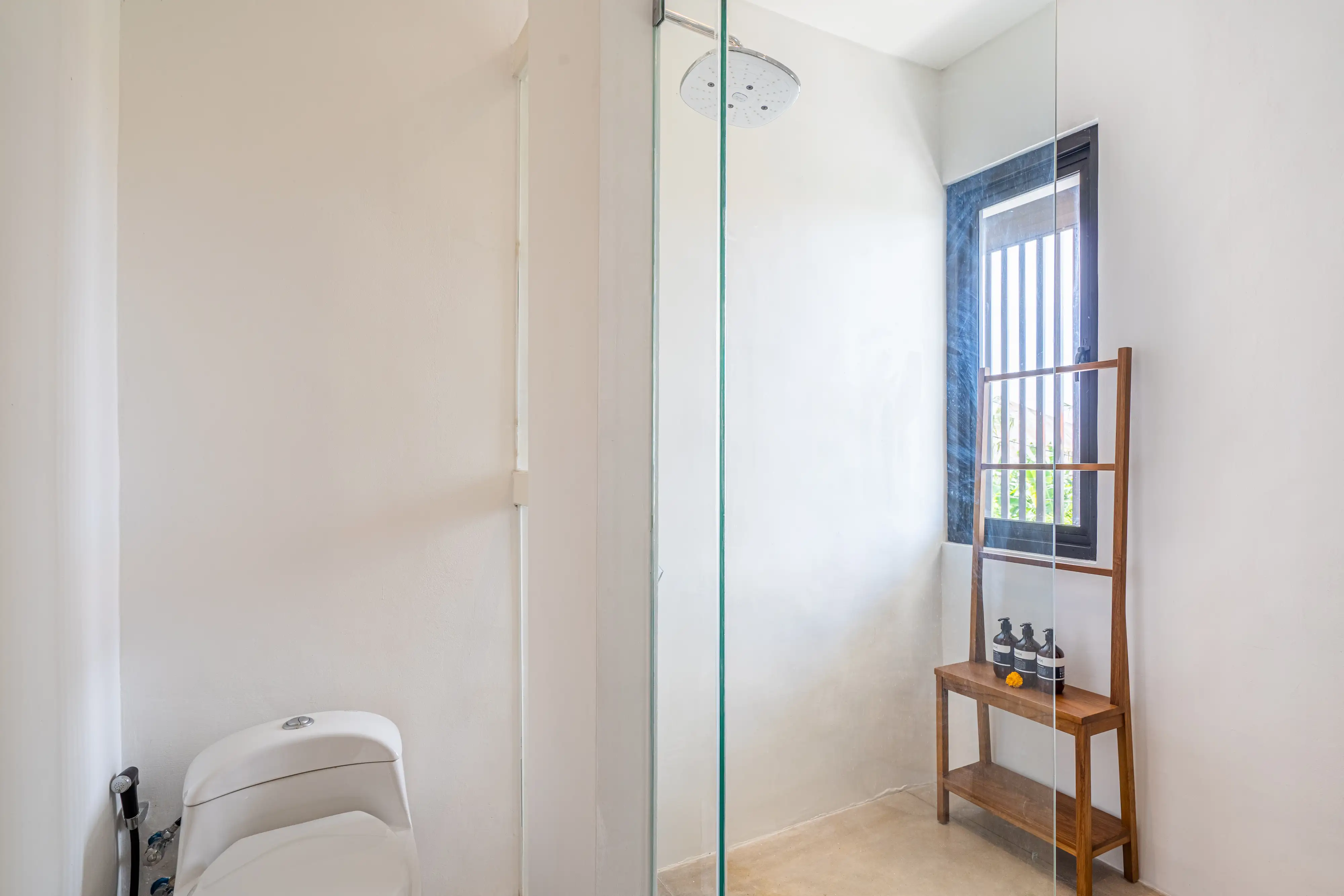 Villa 213m² in Indonesia, Canggu. Priced at 195000$ rent photo-17