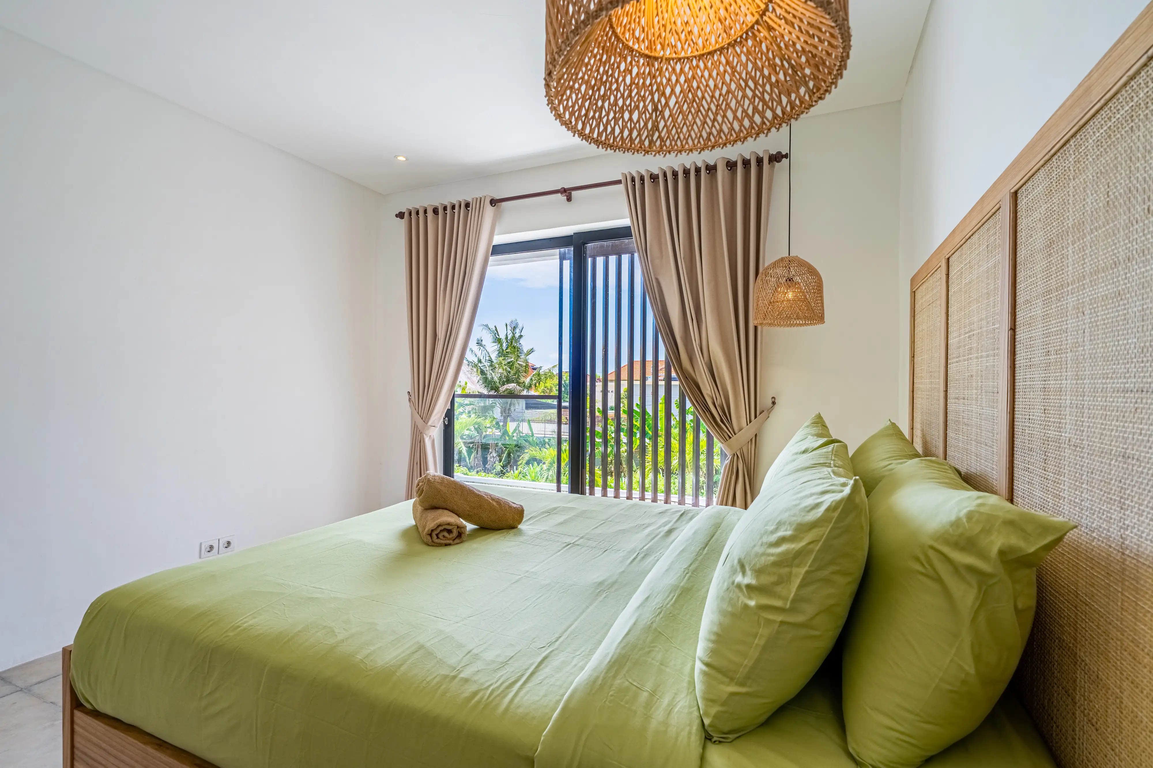 Villa 213m² in Indonesia, Canggu. Priced at 195000$ rent photo-28